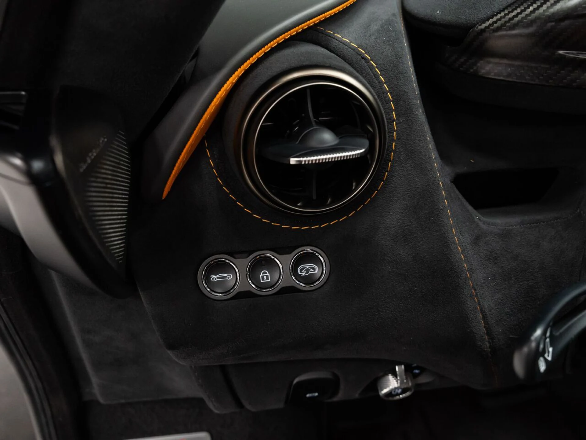 mph105_805077181_mclaren_720s_2018_fb7f5dfe51