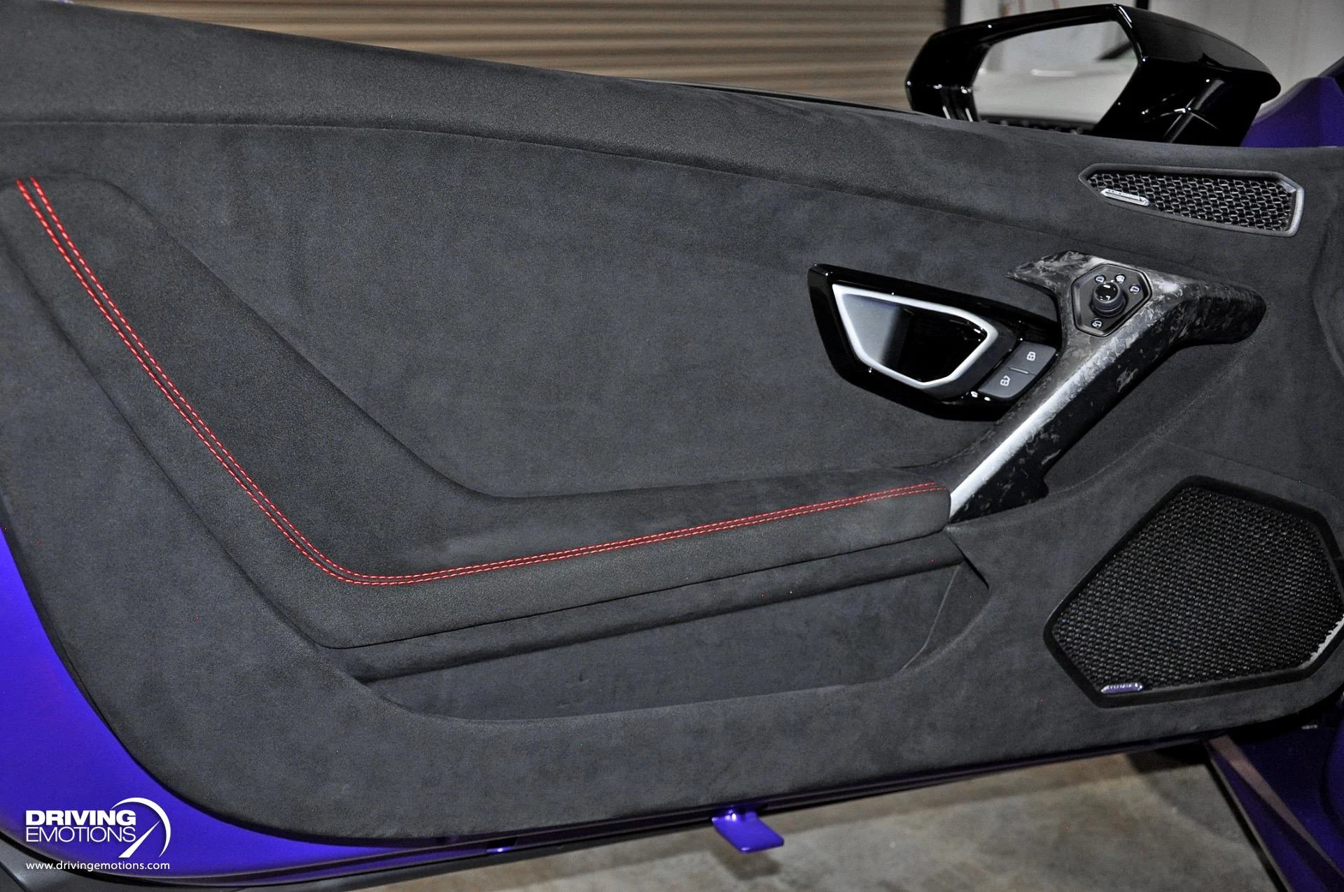 mph105_844767841_863_p106_l_b4d12eef2f