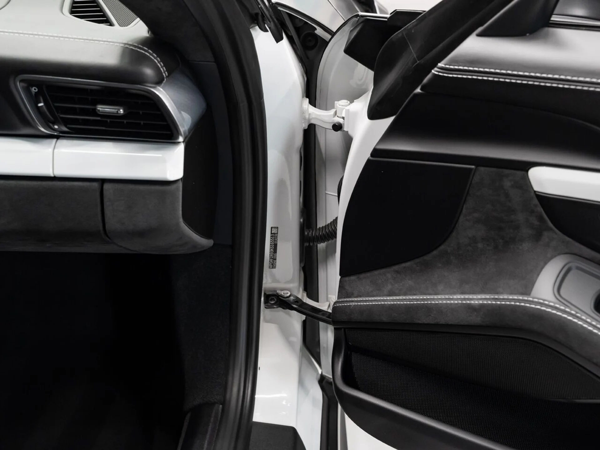 mph106_1120179087_porsche_911_2019_e5a5e5e1b1