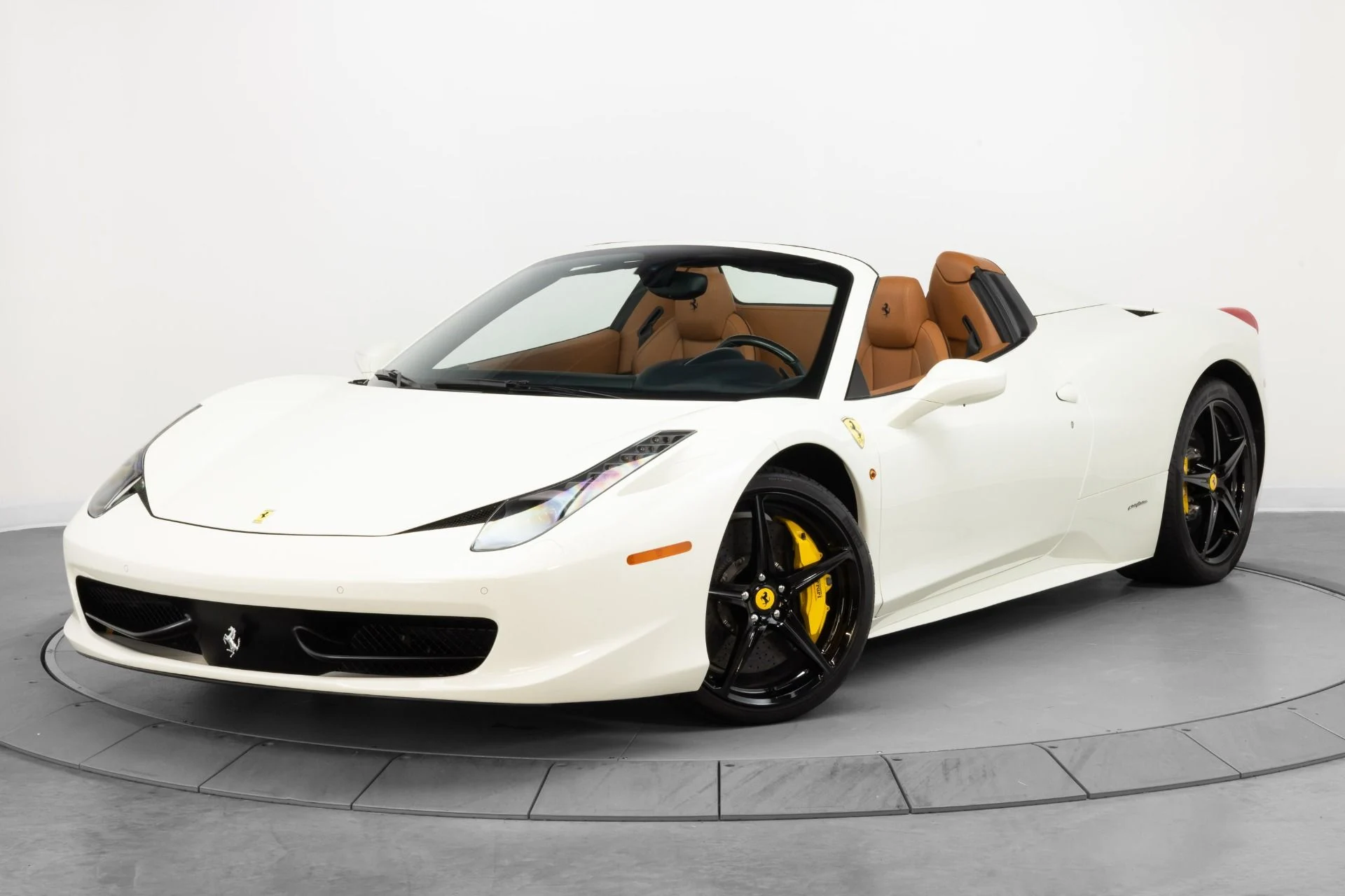 mph106_1265676914_Used_2014_Ferrari_458_Spider_1788551476_1c79cea23b