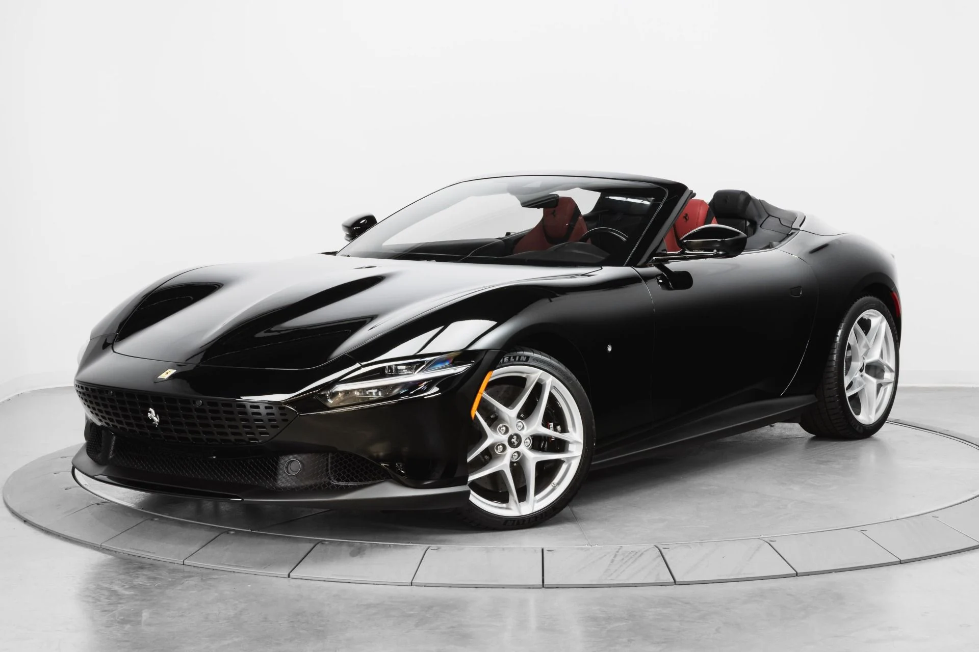 mph106_1431456315_Used_2024_Ferrari_Roma_Spider_1772567163_2206f074aa