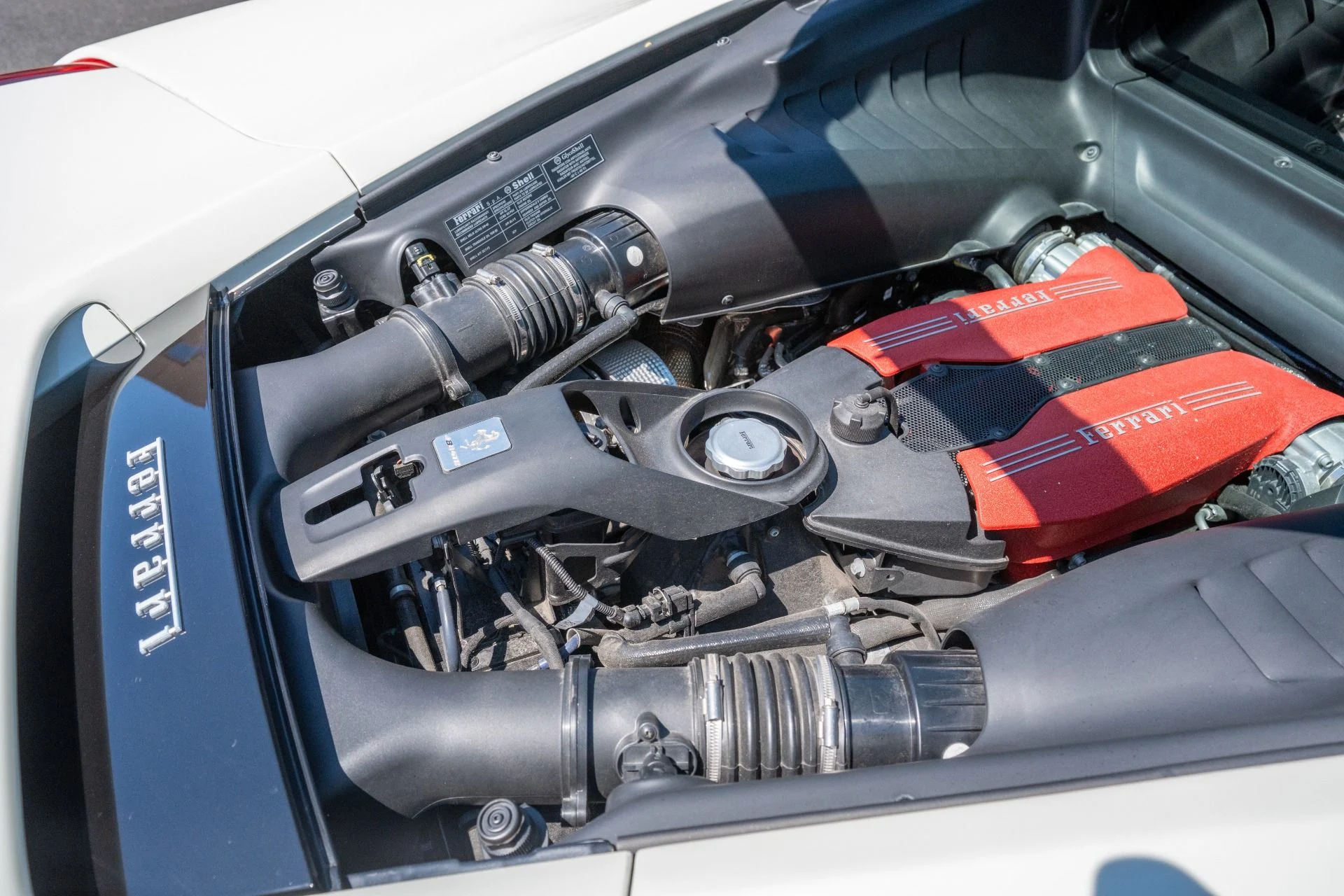 mph106_1642189174_Used_2018_Ferrari_488_GTB_1787848408_f831a7e6a6