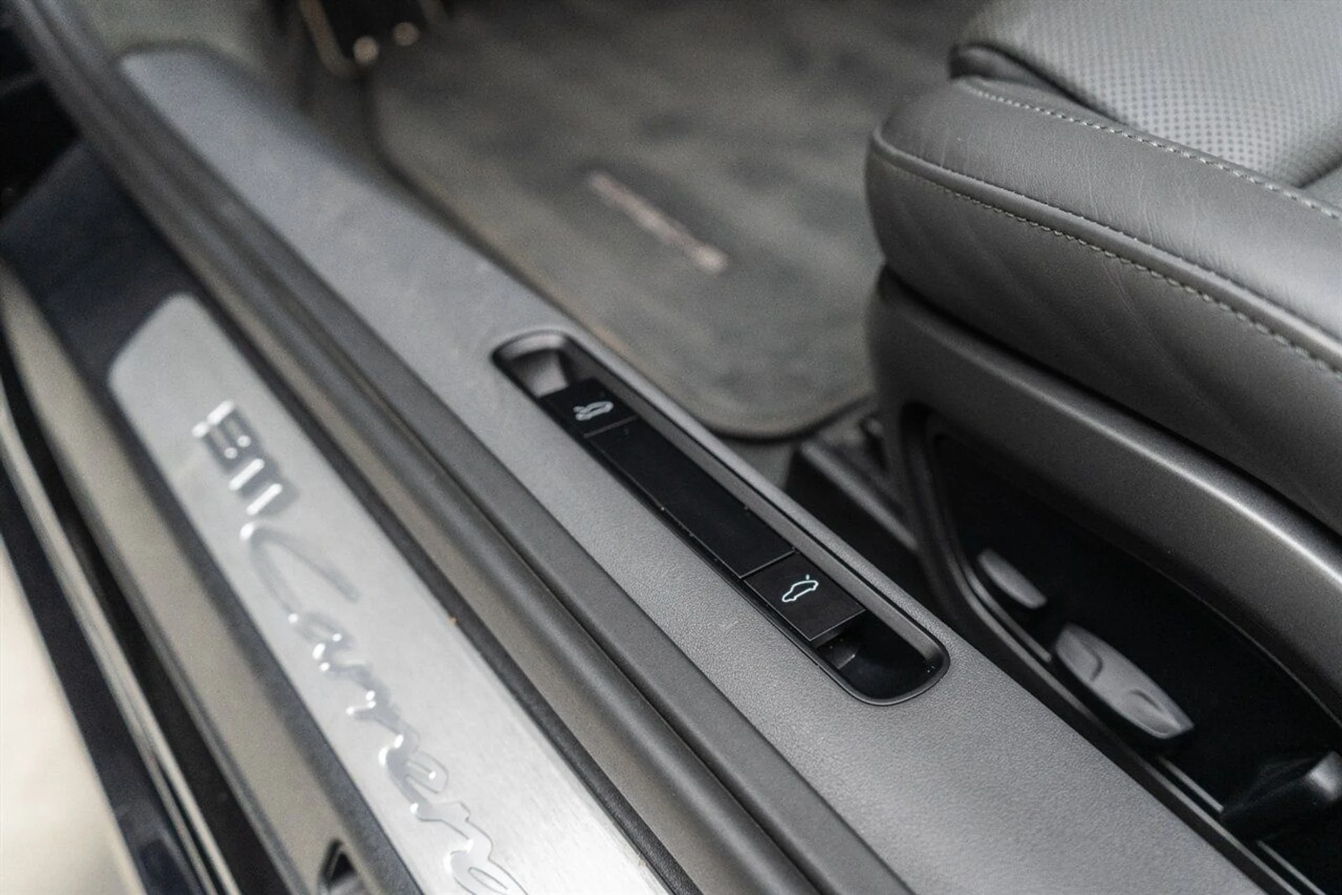 mph106_186253615_6060eb7b8c_1280_d8fd5c8a7b