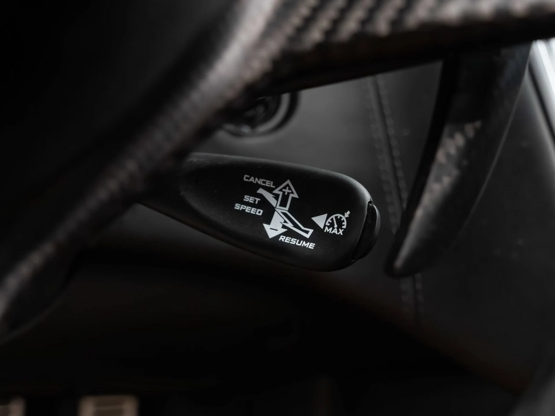 mph106_1890028748_mclaren_570s_2018_f6609ac10c