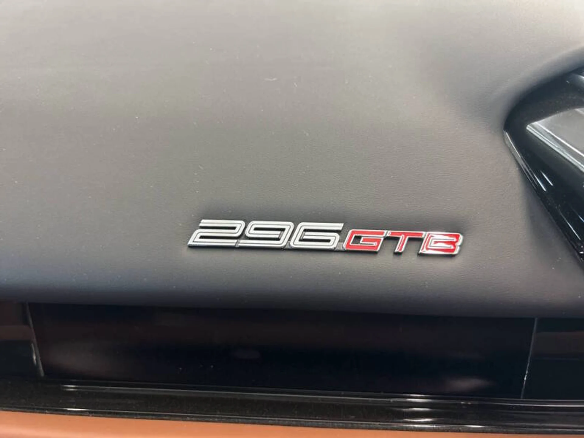 mph106_4104467226_2025_ferrari_296_gtb_base_2dr_coupe_6bf00fc888