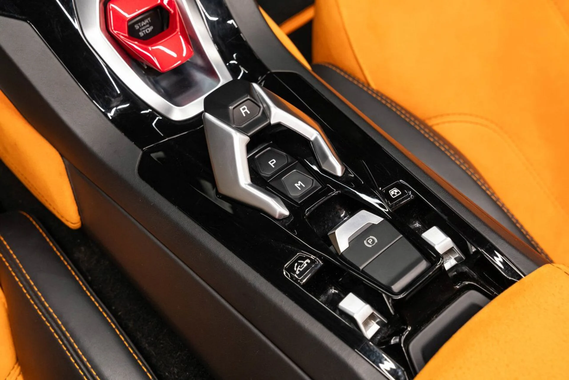 mph106_4274122344_lamborghini_huracan_2016_868664f8e0