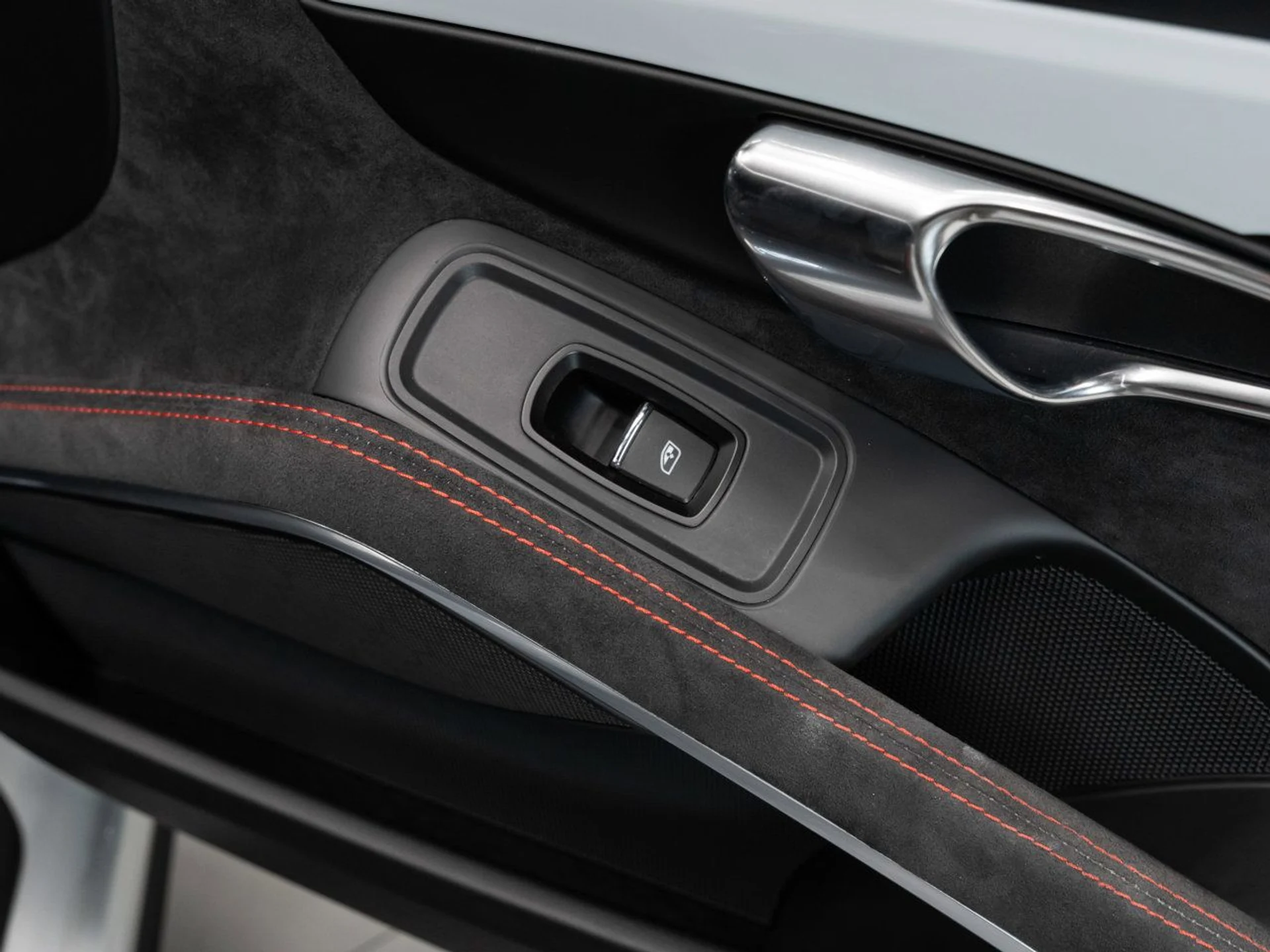 mph106_431913309_porsche_911_2015_a0934638f0