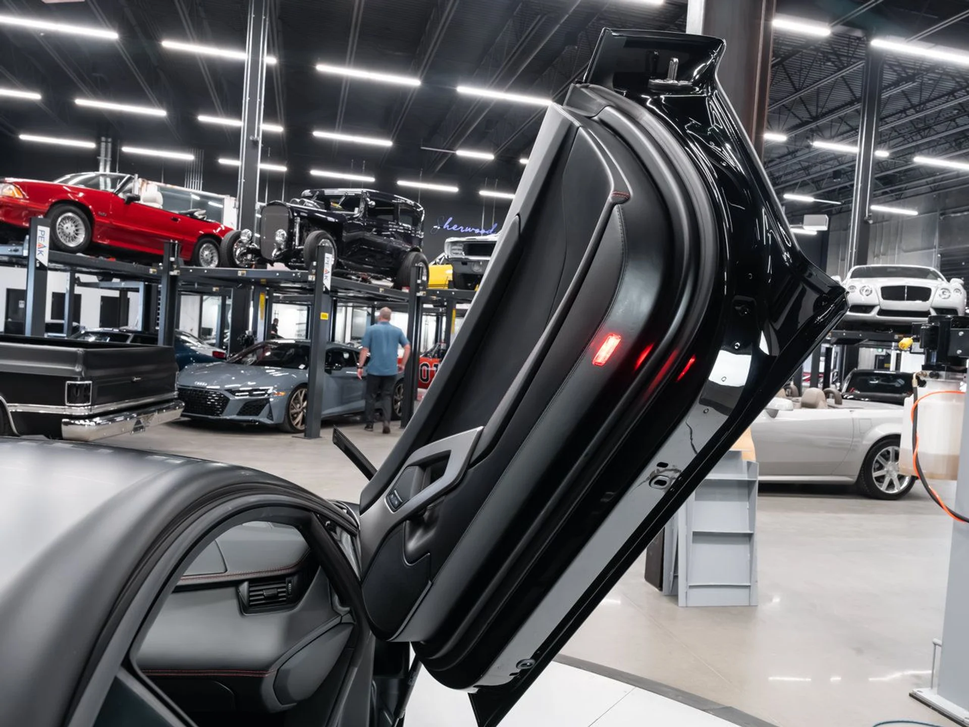 mph106_654824237_lamborghini_aventador_2017_8ace93f365