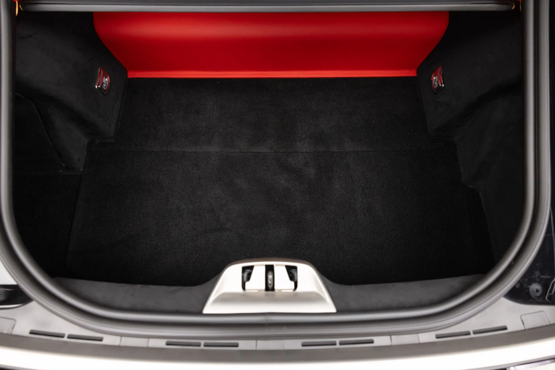 mph106_792232851_Used_2014_Ferrari_F12berlinetta_1784559579_5af5cac926