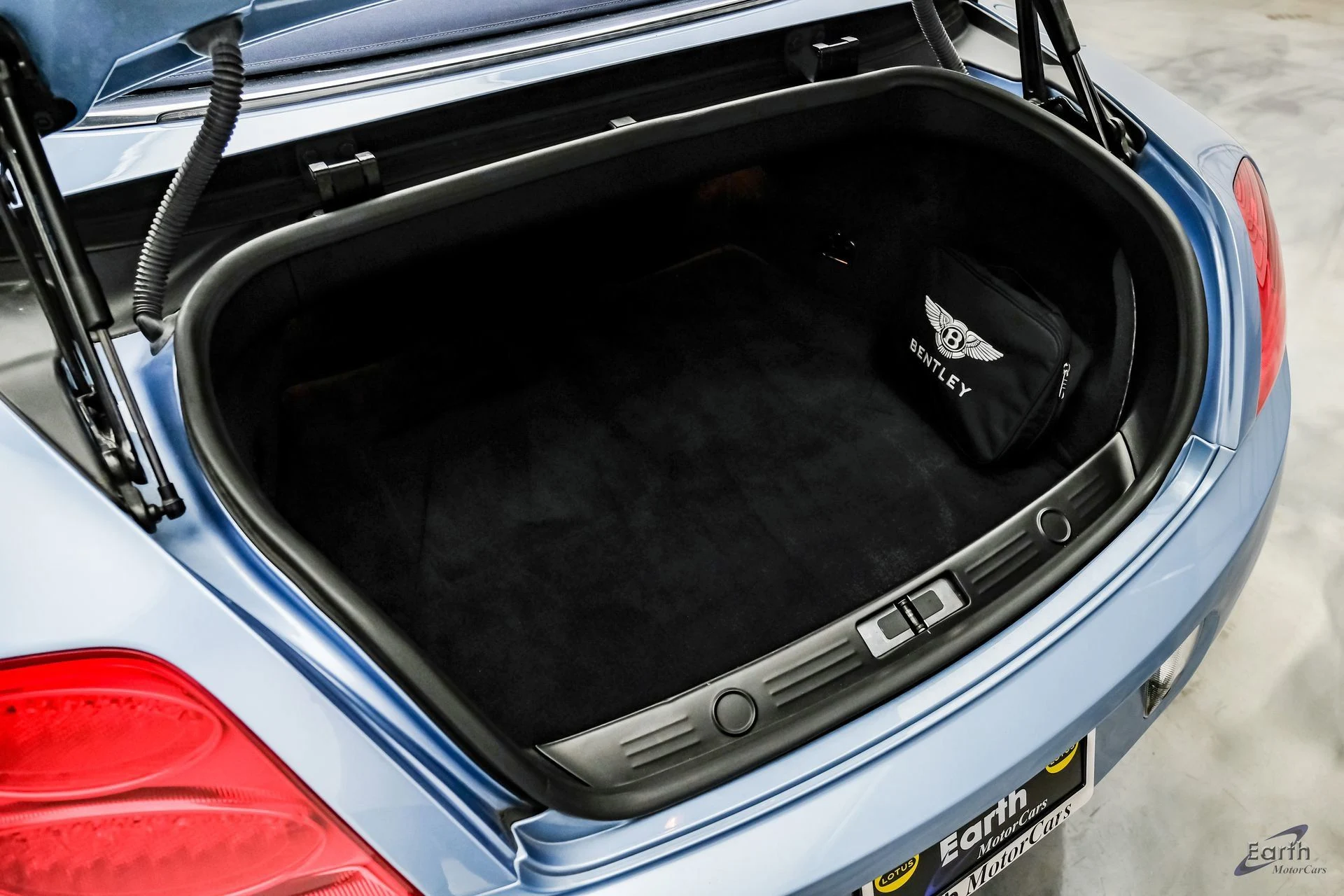 mph107_1195182659_ba414eebc9fd25b9396cbbed269a14c8x_423fdf2041