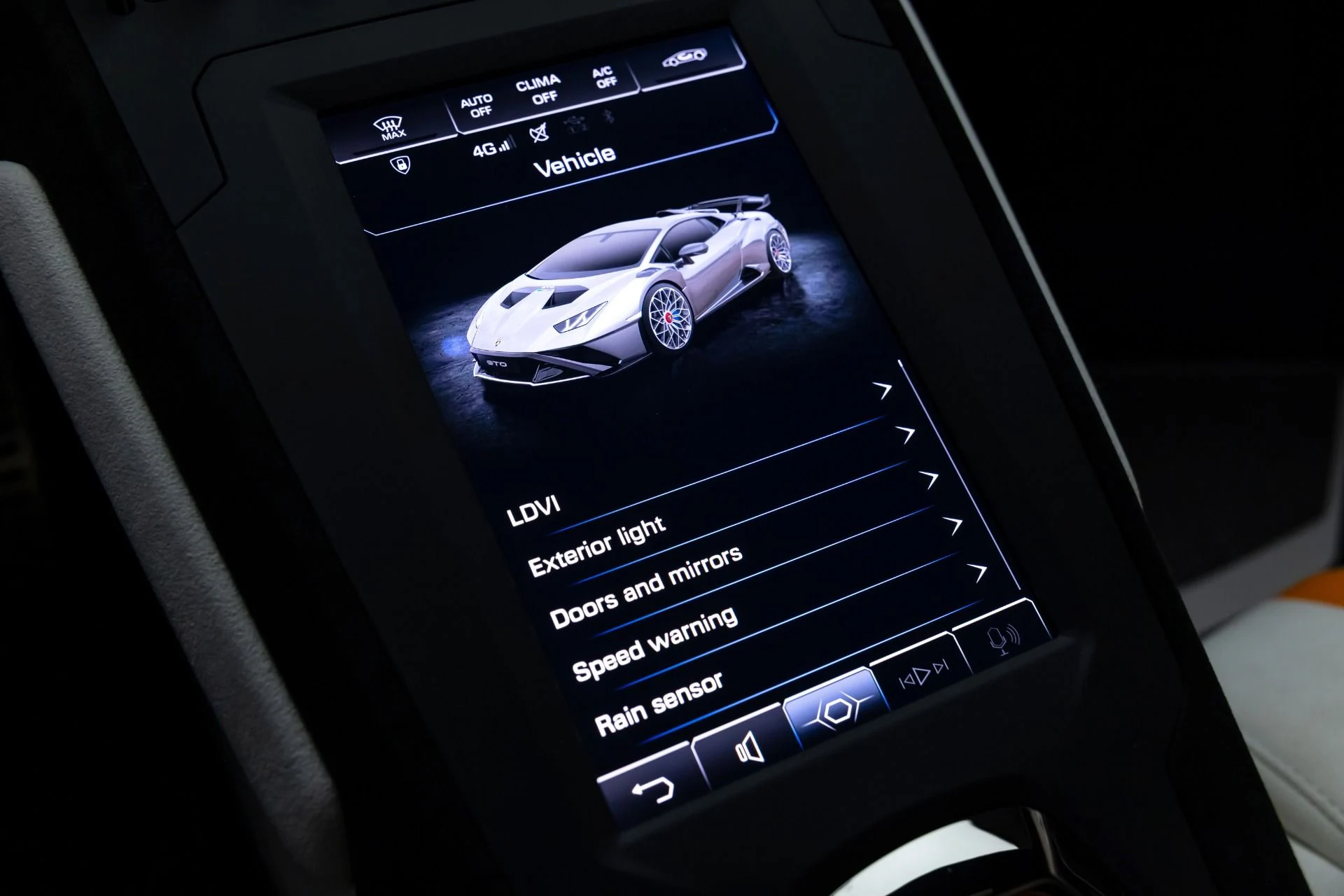 mph107_1352638580_13165_p108_l_8cf811ac0d