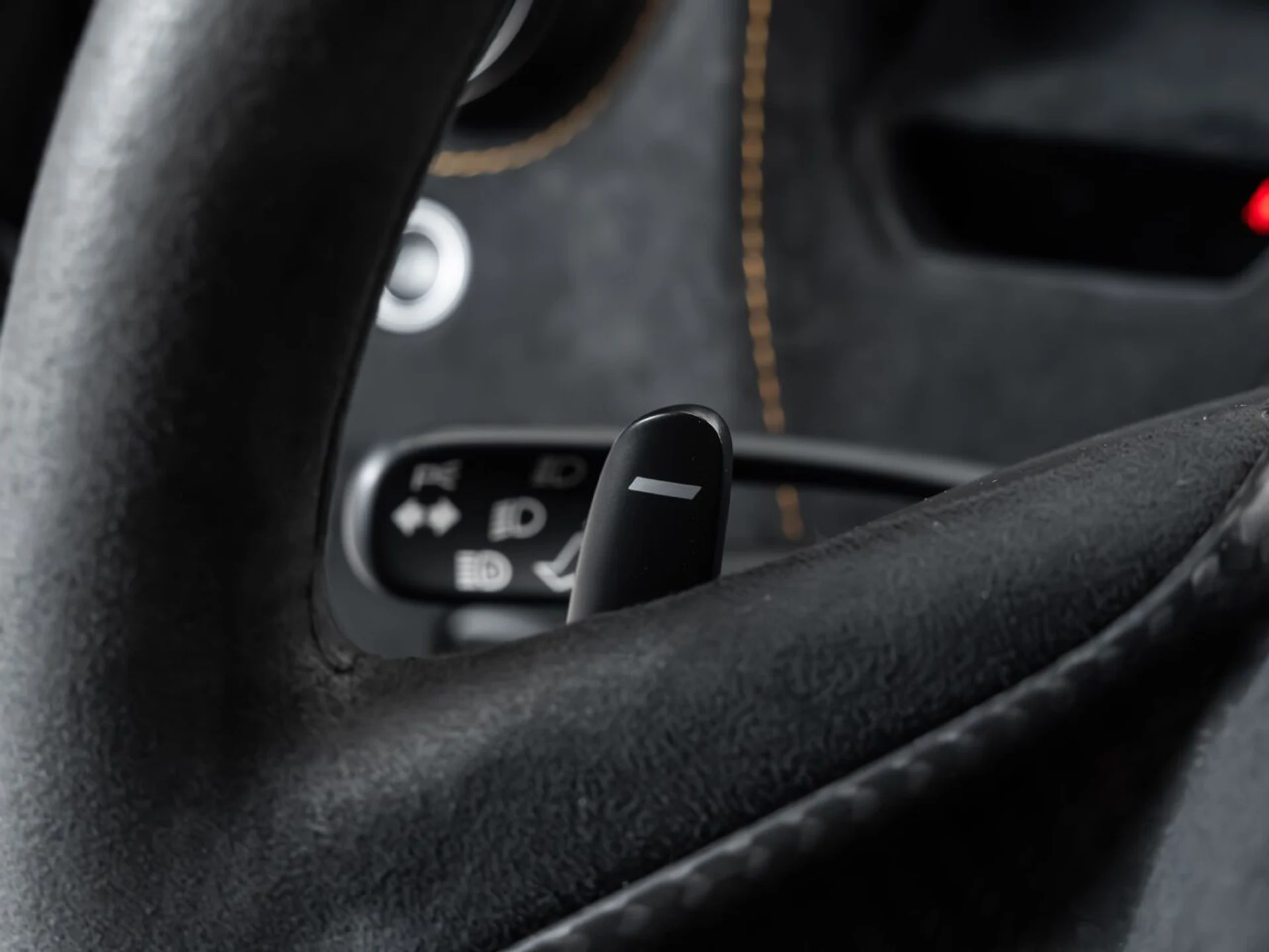 mph107_1449852077_mclaren_720s_2018_2054a5fce4