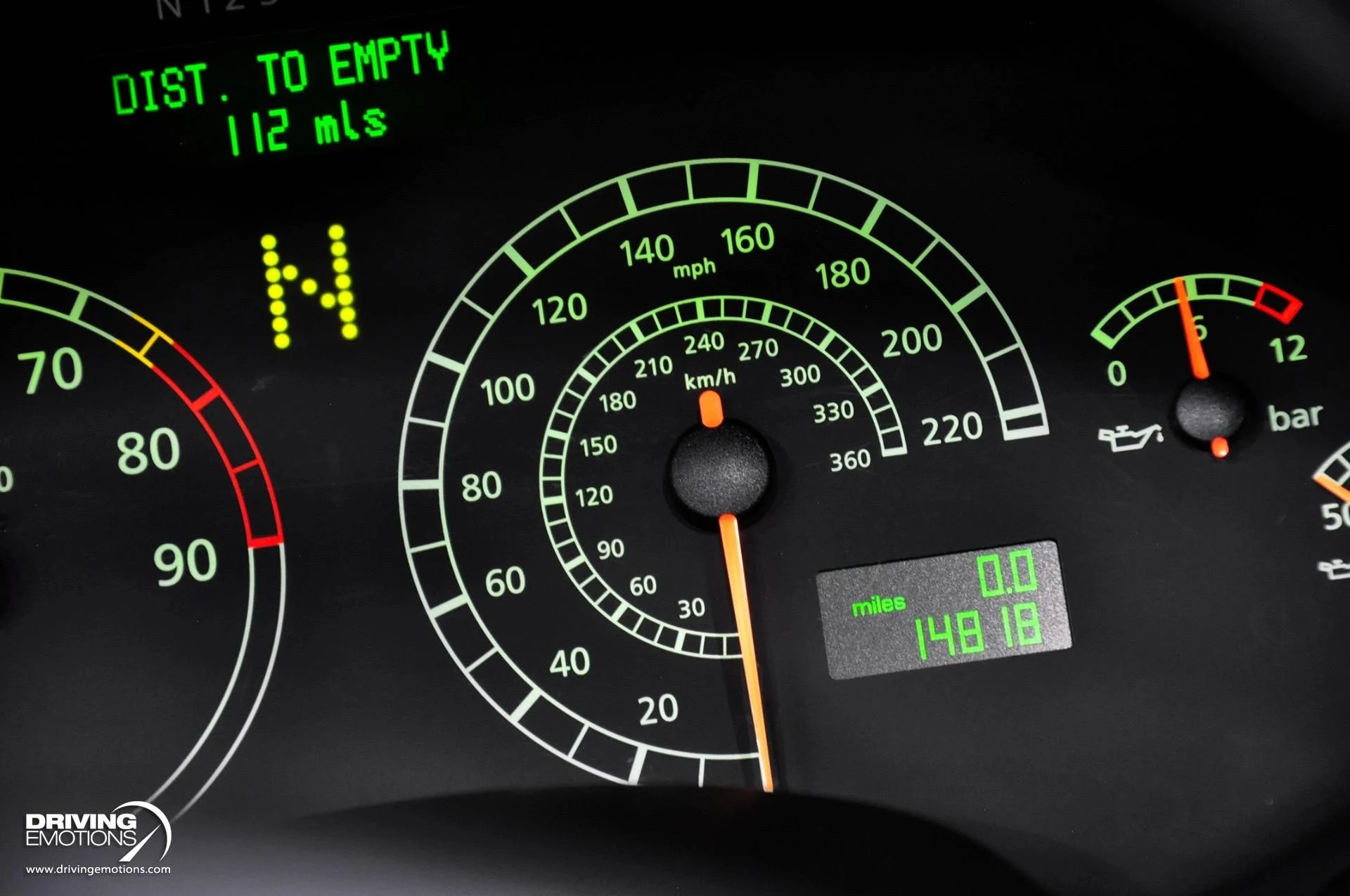 mph107_1542730147_862_p108_l_f35374b4b2