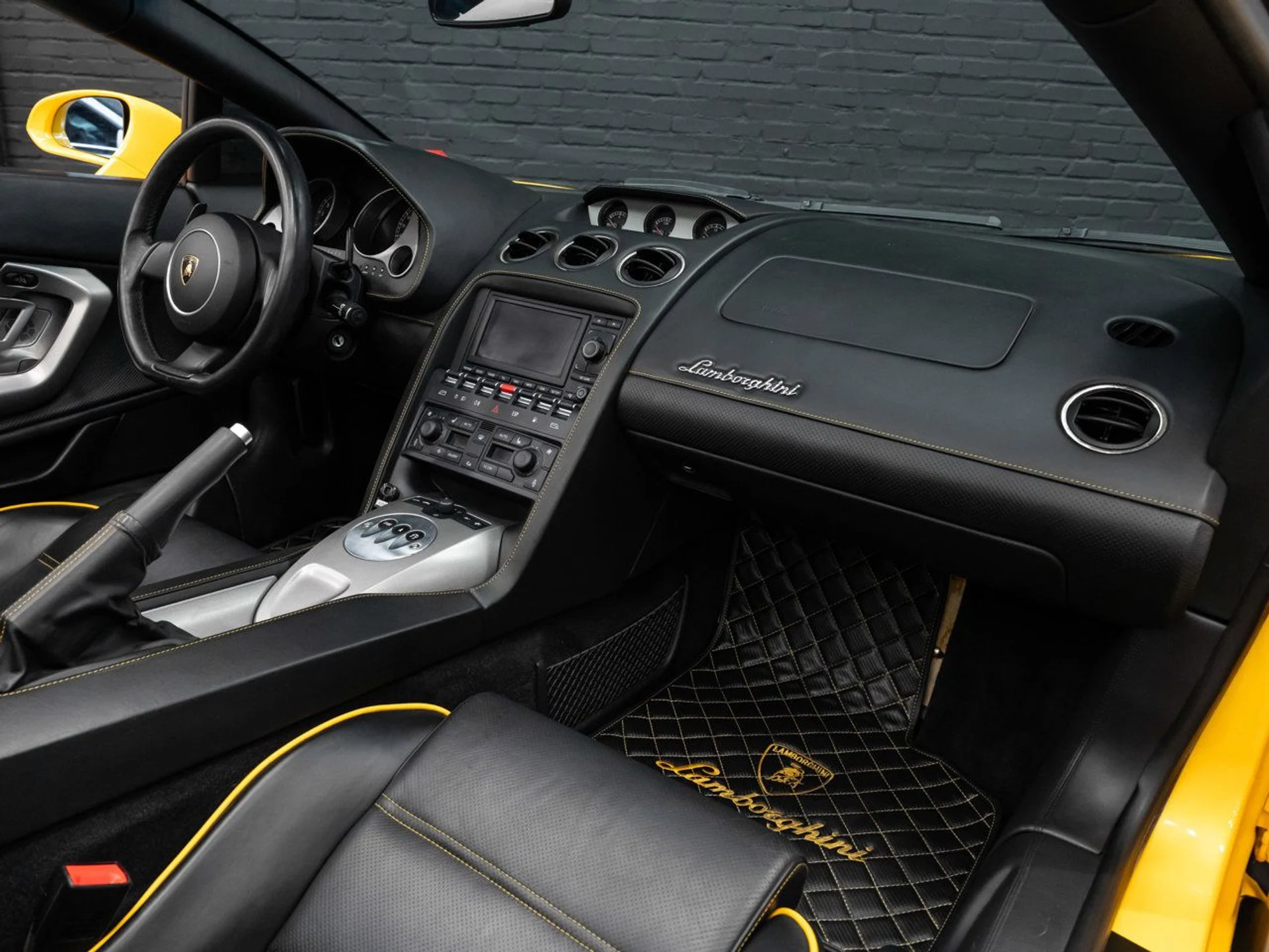 mph107_1746981482_lamborghini_gallardo_2006_5be9c600c2