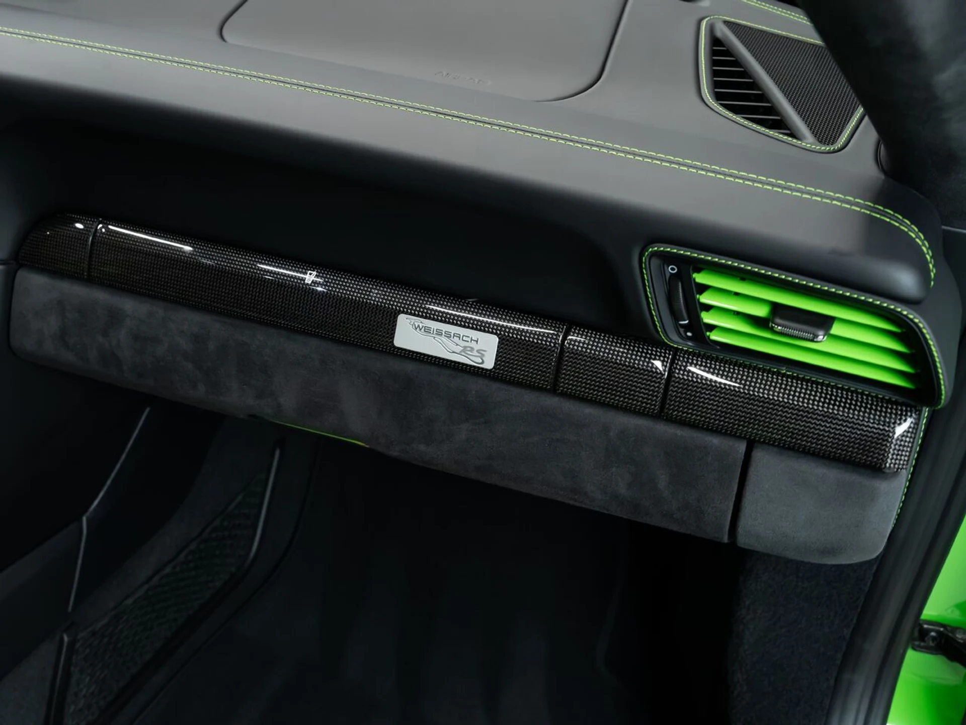 mph107_1885157297_porsche_911_2019_0f68fca407