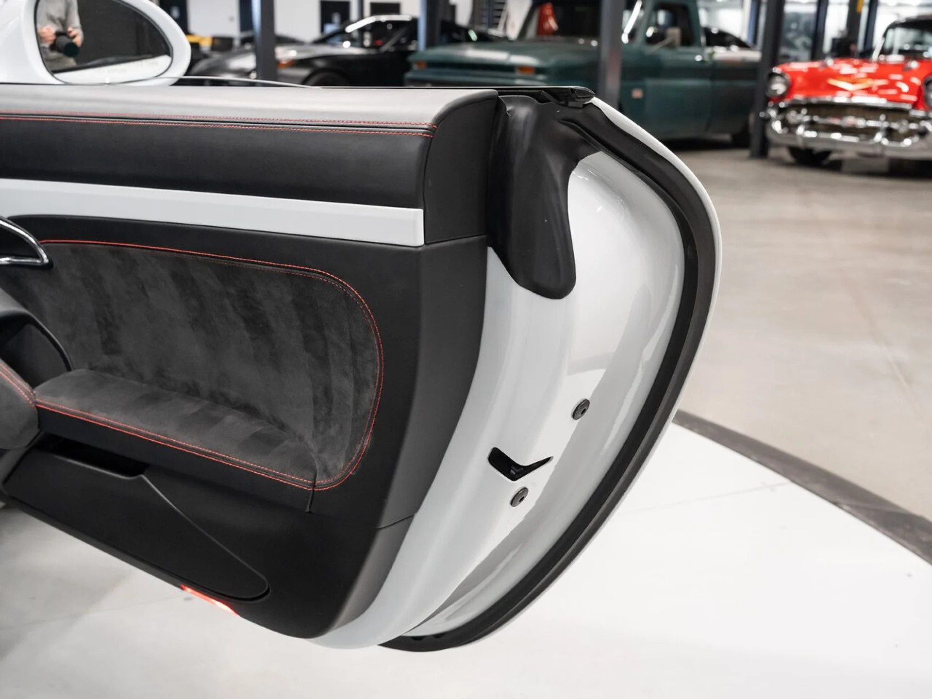 mph107_1921778463_porsche_911_2015_e382223627