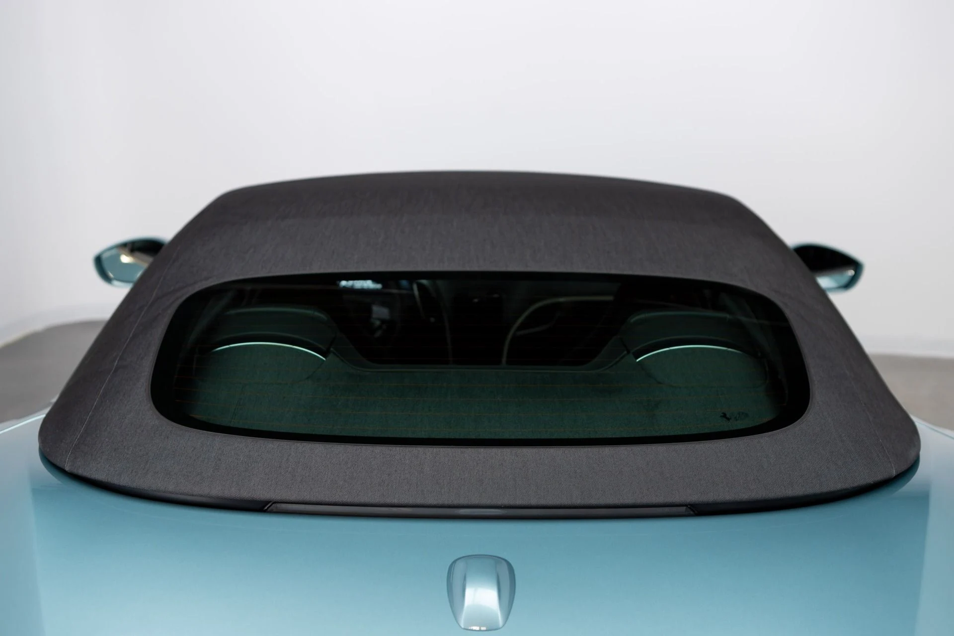 mph107_2092911837_Used_2024_Ferrari_Roma_Spider_1772564238_b01158e937