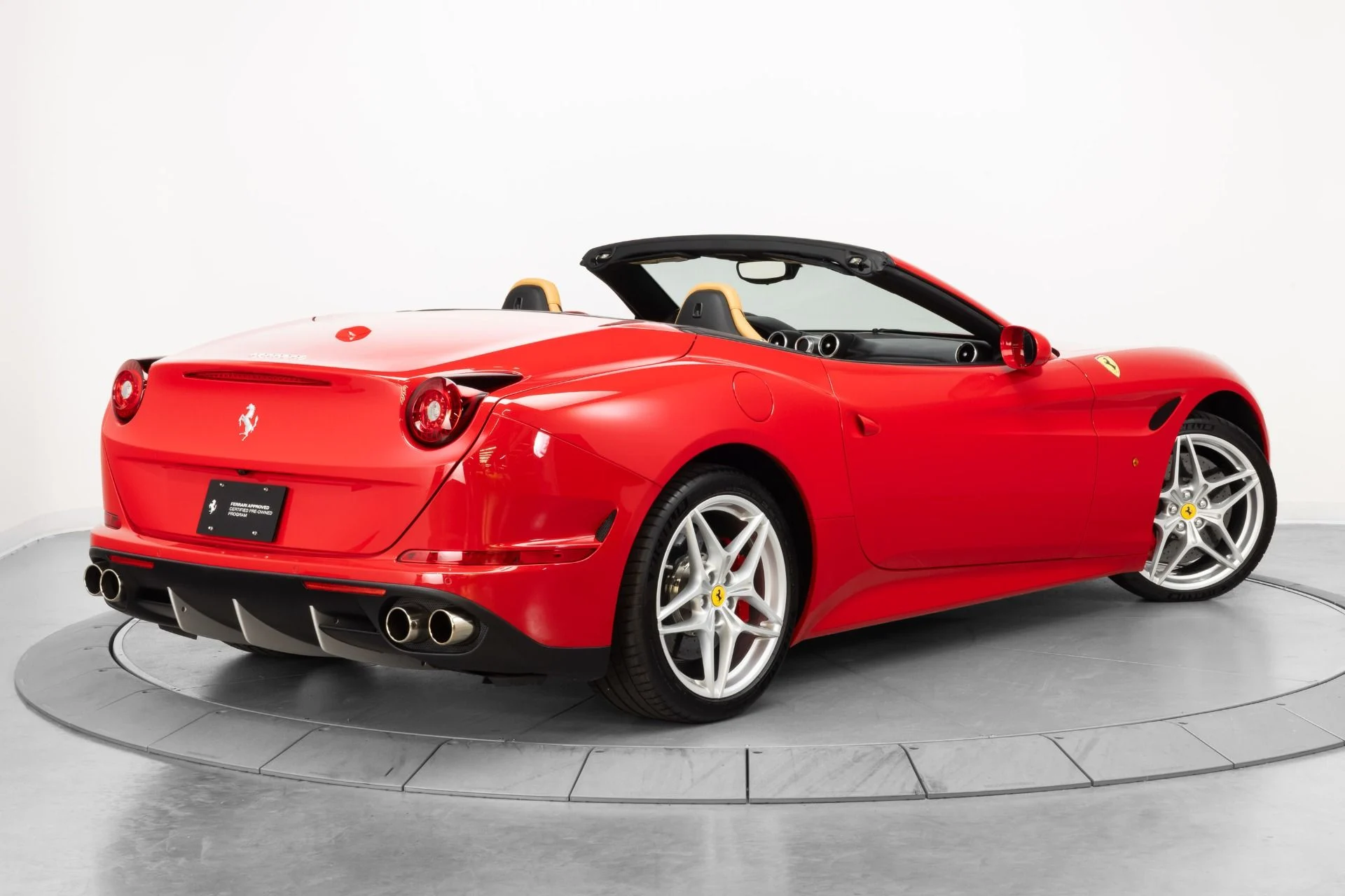 mph107_2179396692_Used_2017_Ferrari_California_T_1784583649_b2abdb966a