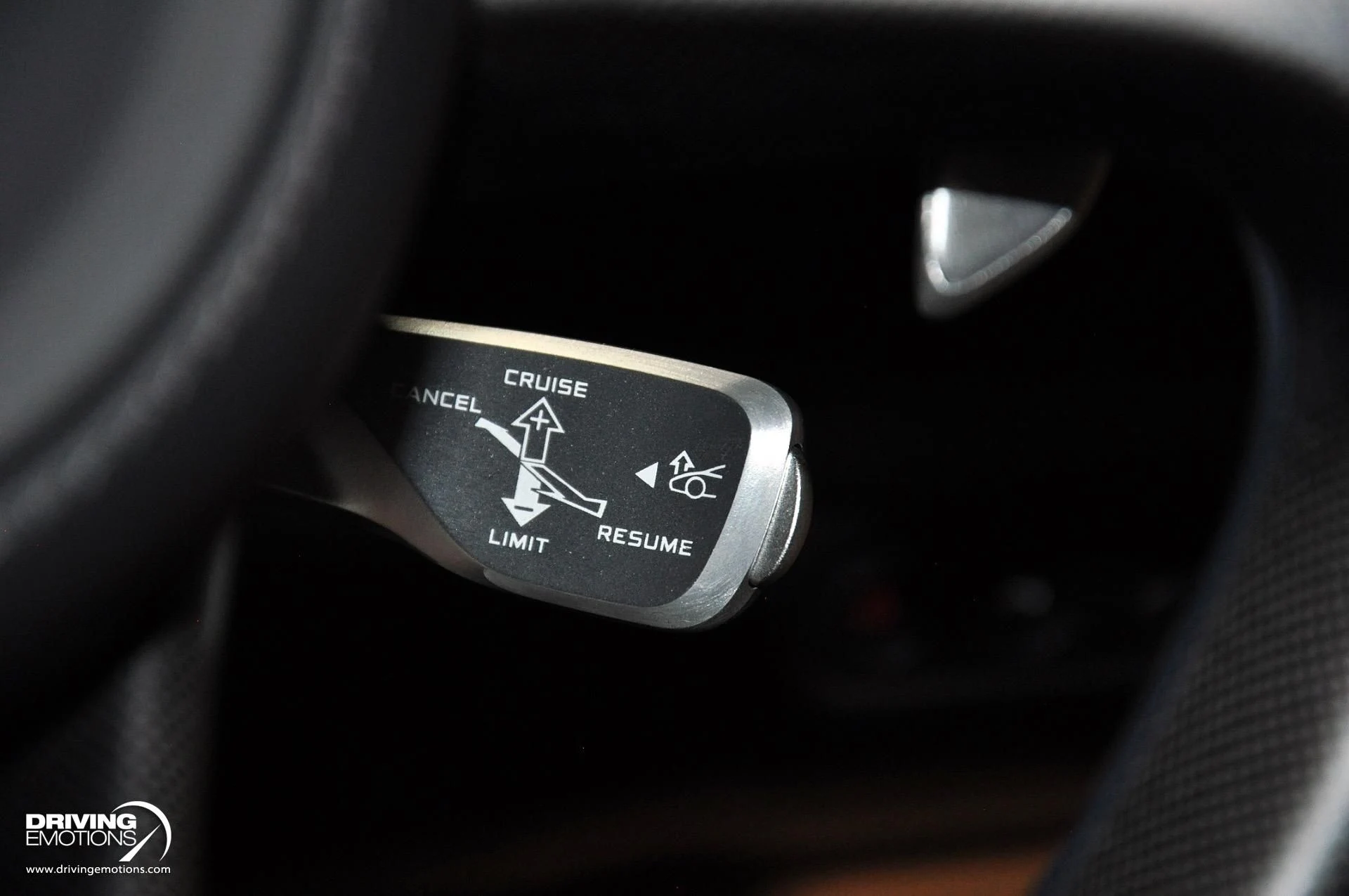 mph107_2204662793_821_p108_l_6ceb8addfb