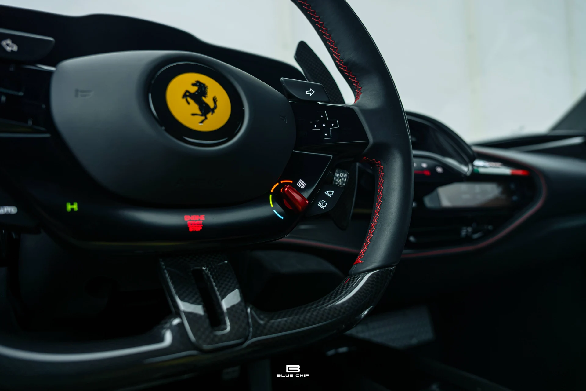 mph107_2272501984_6a6a858f82b422da3439e527_23796_202025_20_Ferrari_20_SF_90_20_Spider_20_Roso_20_Magma_108_b15e70a229