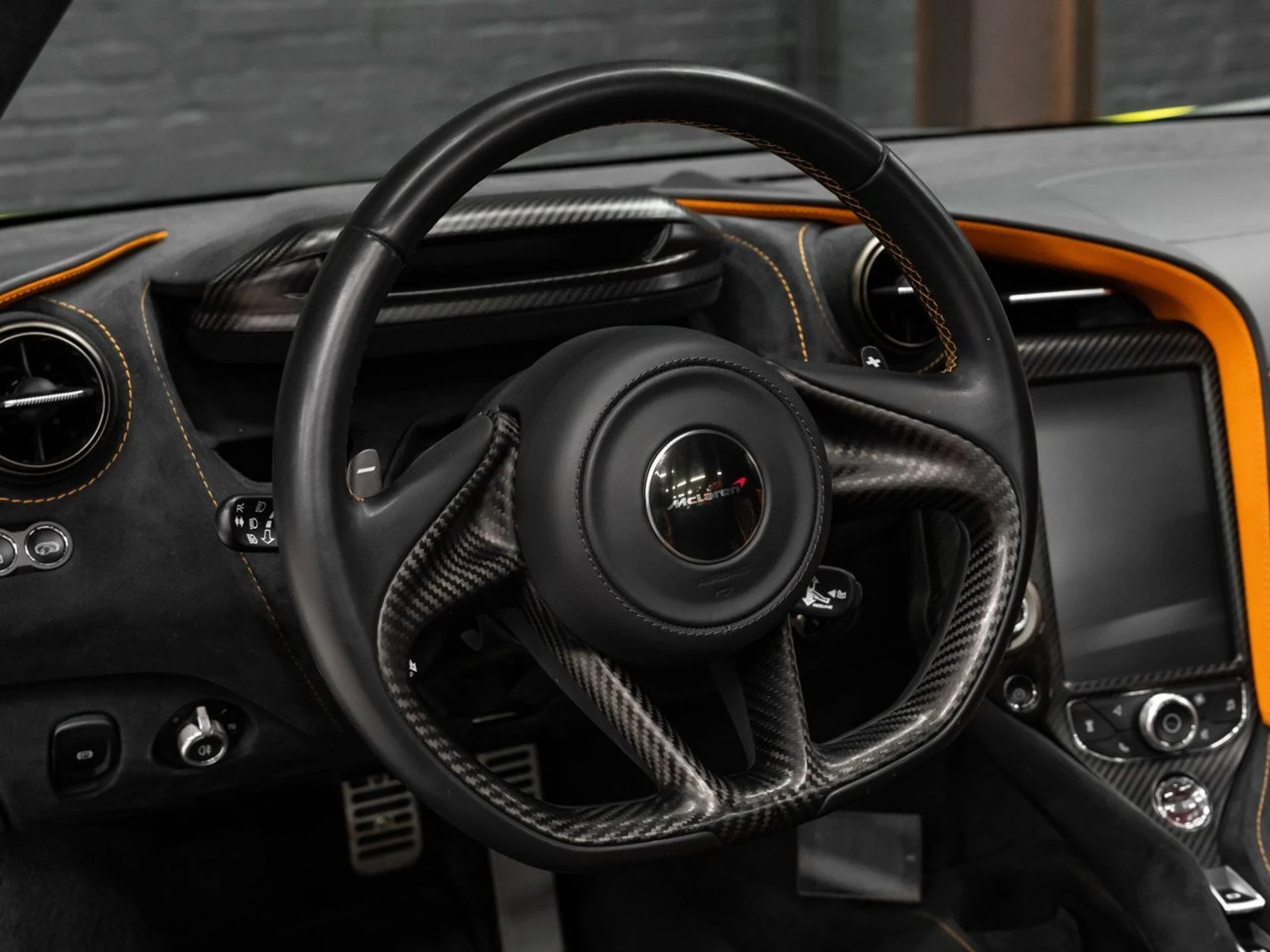 mph107_2905179318_mclaren_720s_2018_ea779ada13