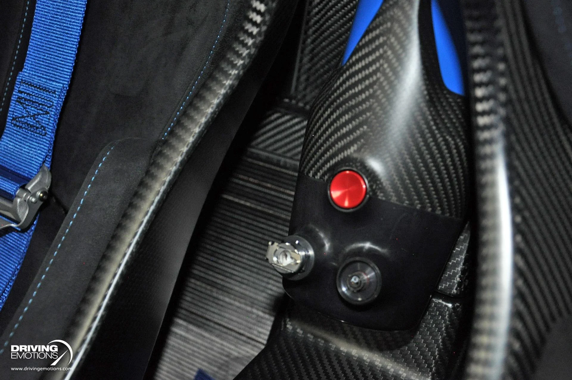 mph107_302362134_683_p108_l_c79d09fd96