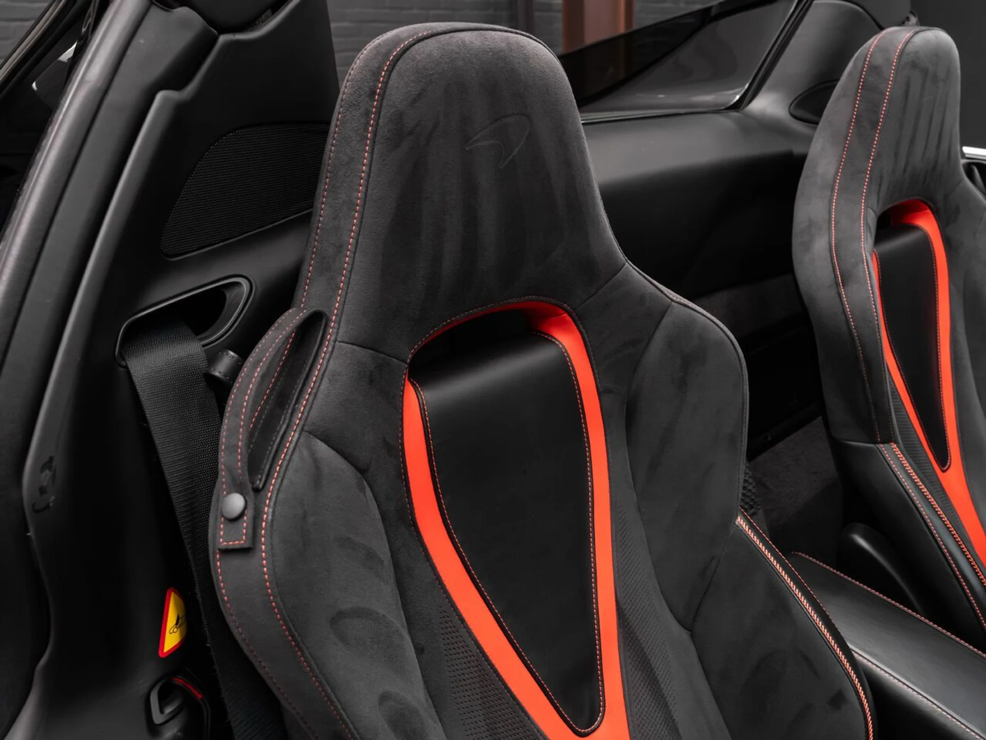 mph107_3389505800_mclaren_720s_2019_44fa5672f3