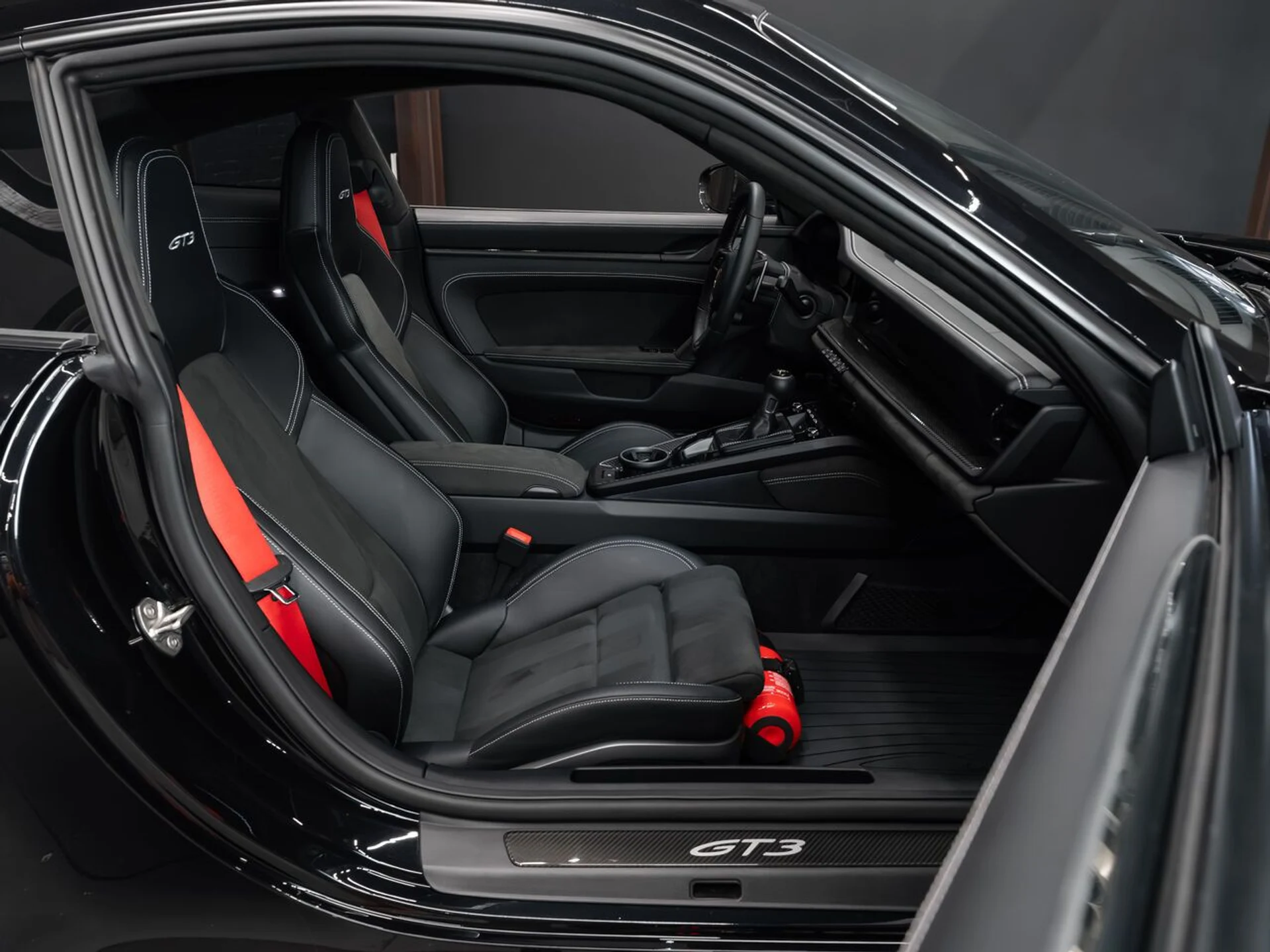 mph107_3756543812_porsche_911_2022_2337cb0fa7