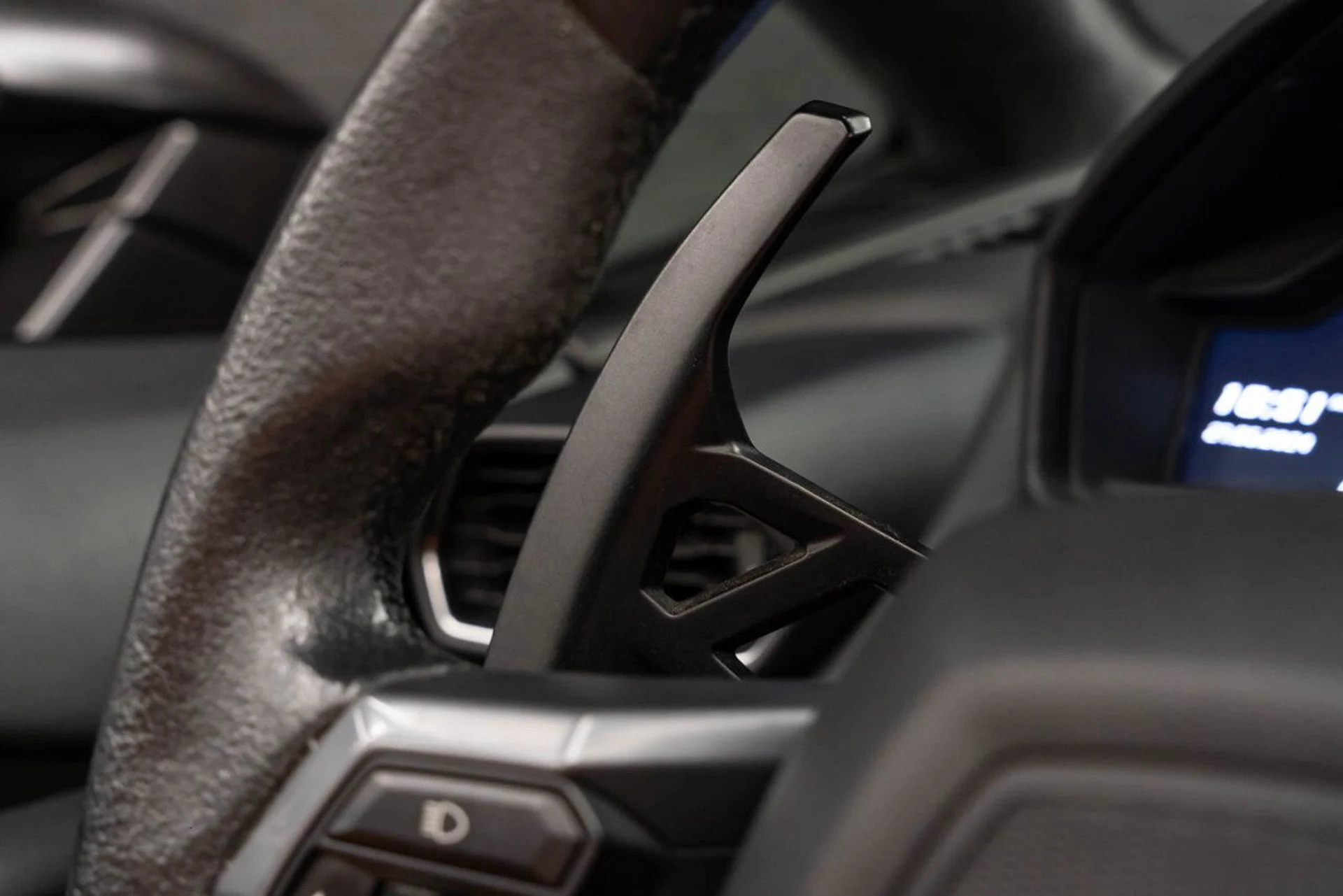 mph107_3820316897_lamborghini_huracan_2016_6a6f781938