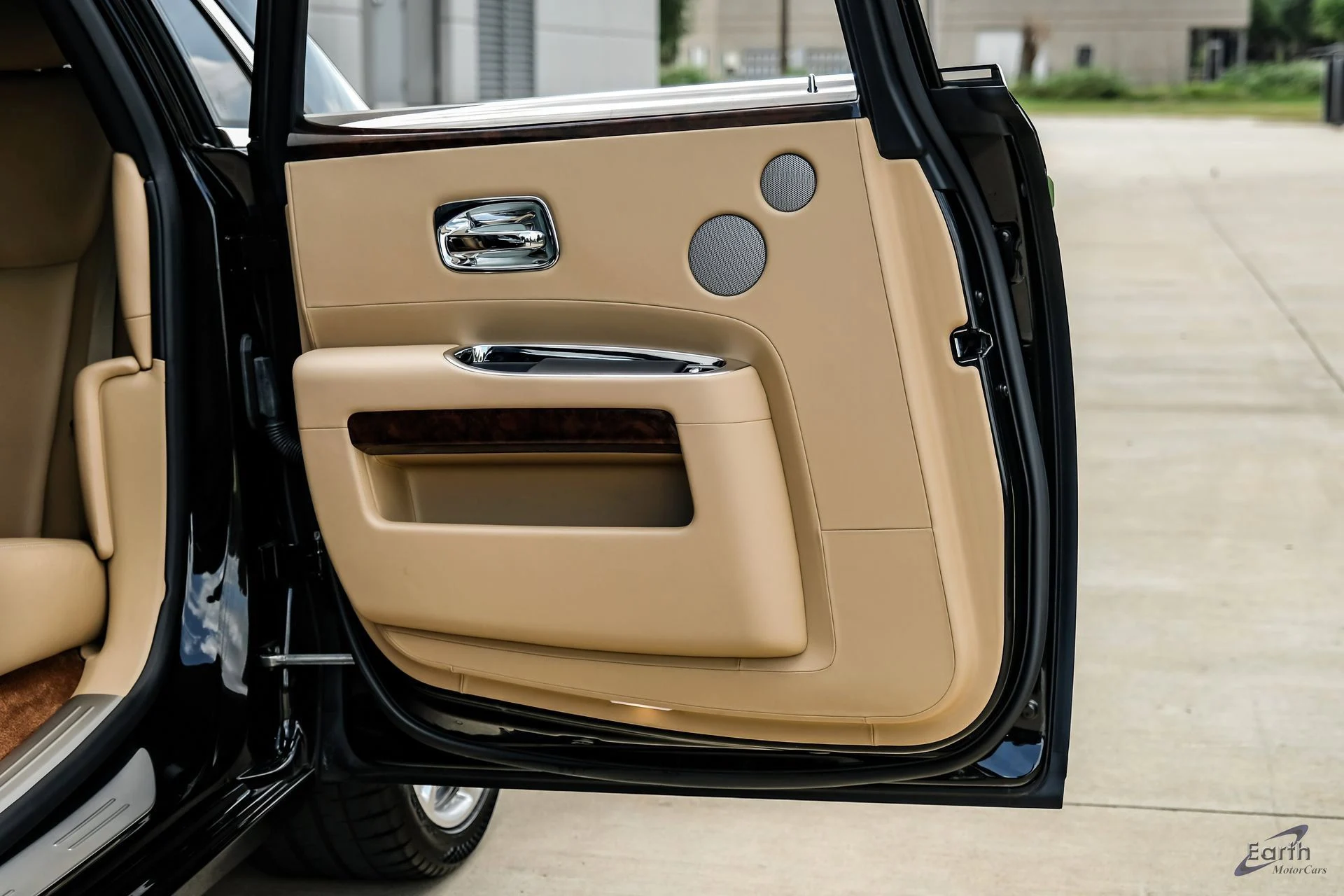 mph107_494099995_713b1c4af8d8144bf2f403d2fccb28e9x_95cf4ce161