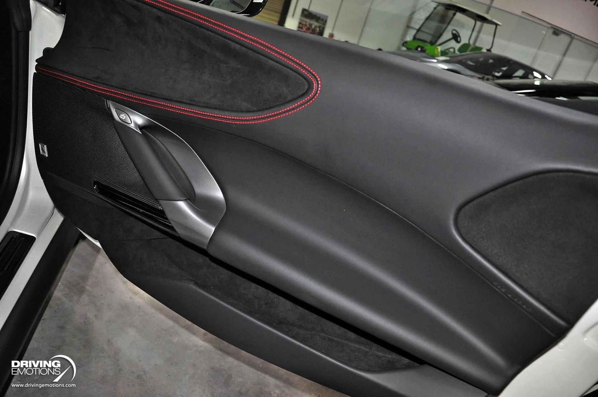 mph108_1197215692_859_p109_l_430f856750