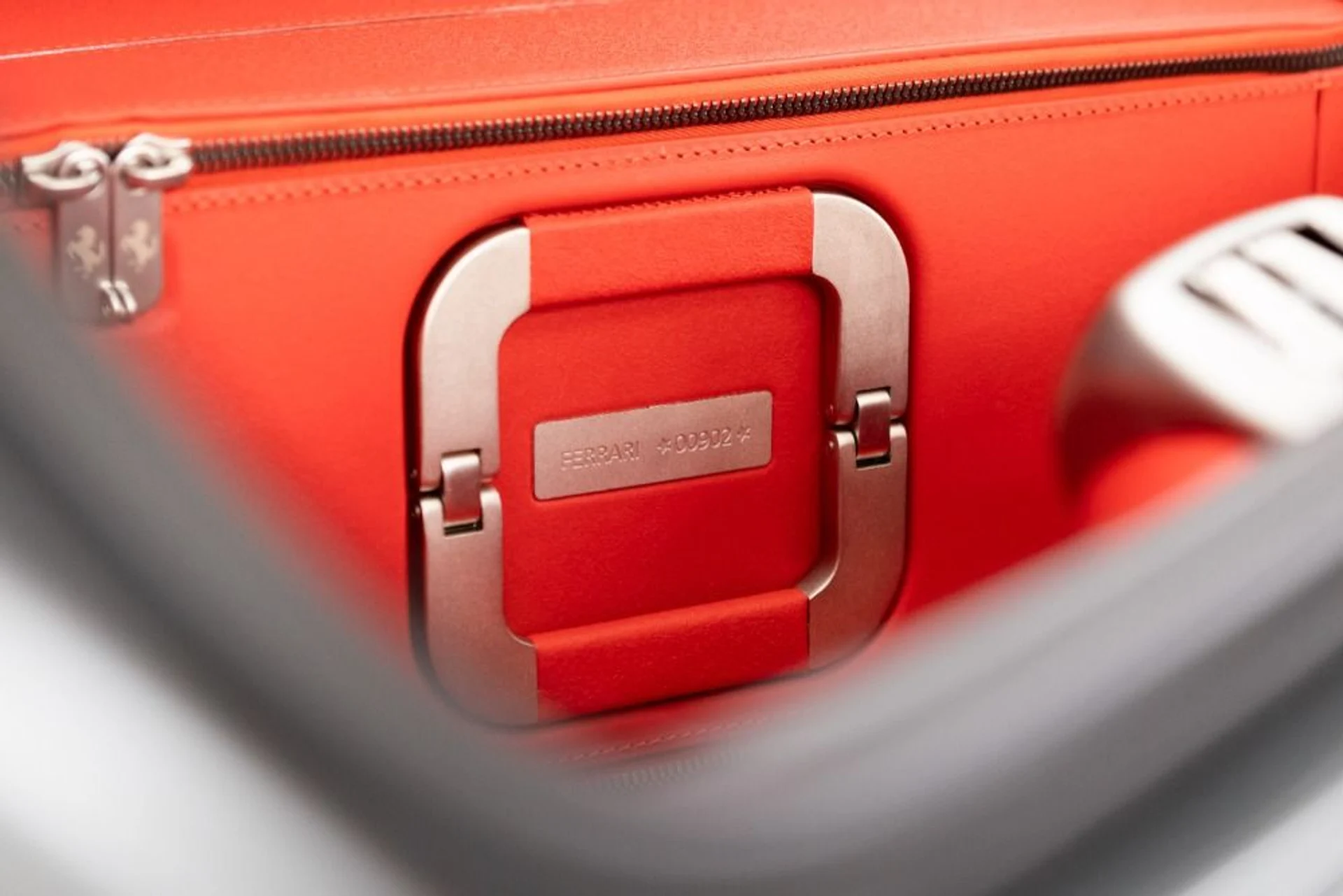 mph108_1292238852_Used_2023_Ferrari_812_GTS_83c08b19a8