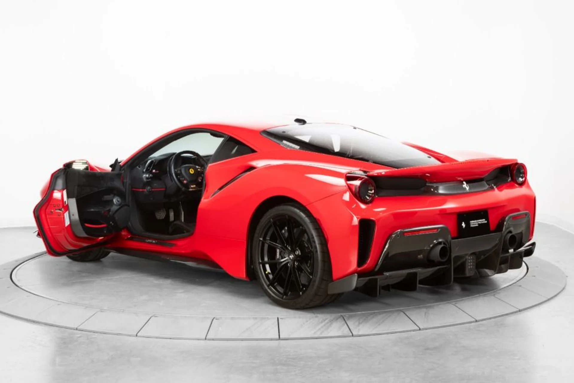 mph108_1305145763_Used_2020_Ferrari_488_Pista_ab2c7ccd5e