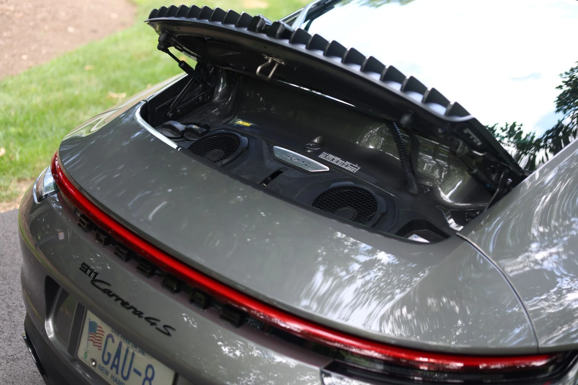 mph108_1716077958_Used_2021_Porsche_911_Carrera_4_S_1782945468_4fcaf77a81