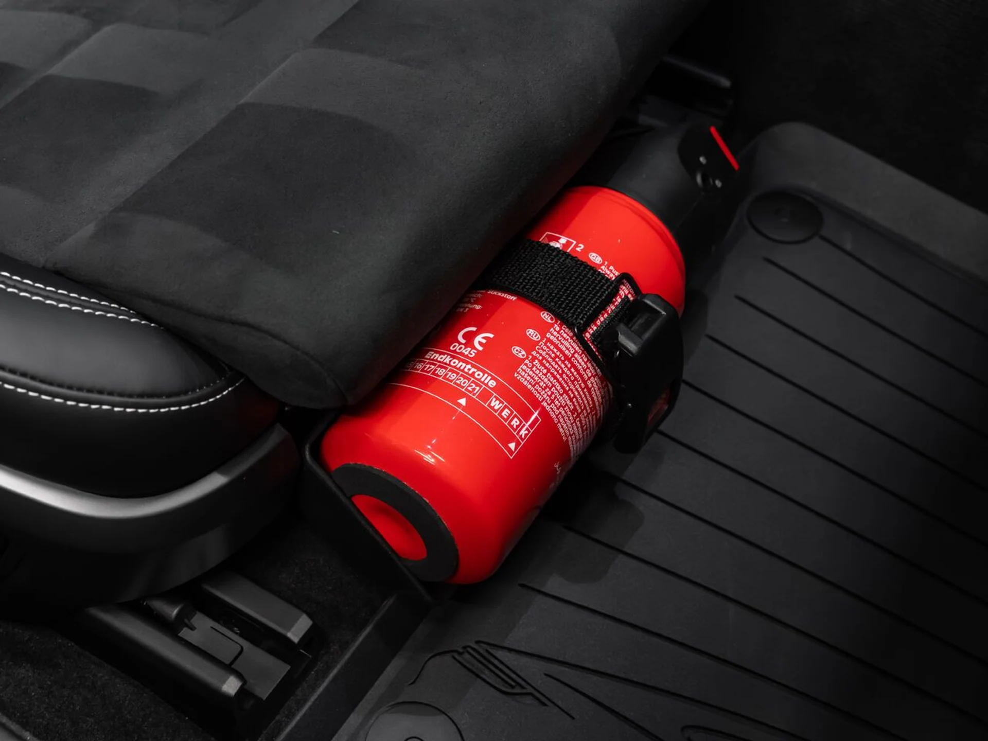 mph108_2046494175_porsche_911_2022_71b04f0909