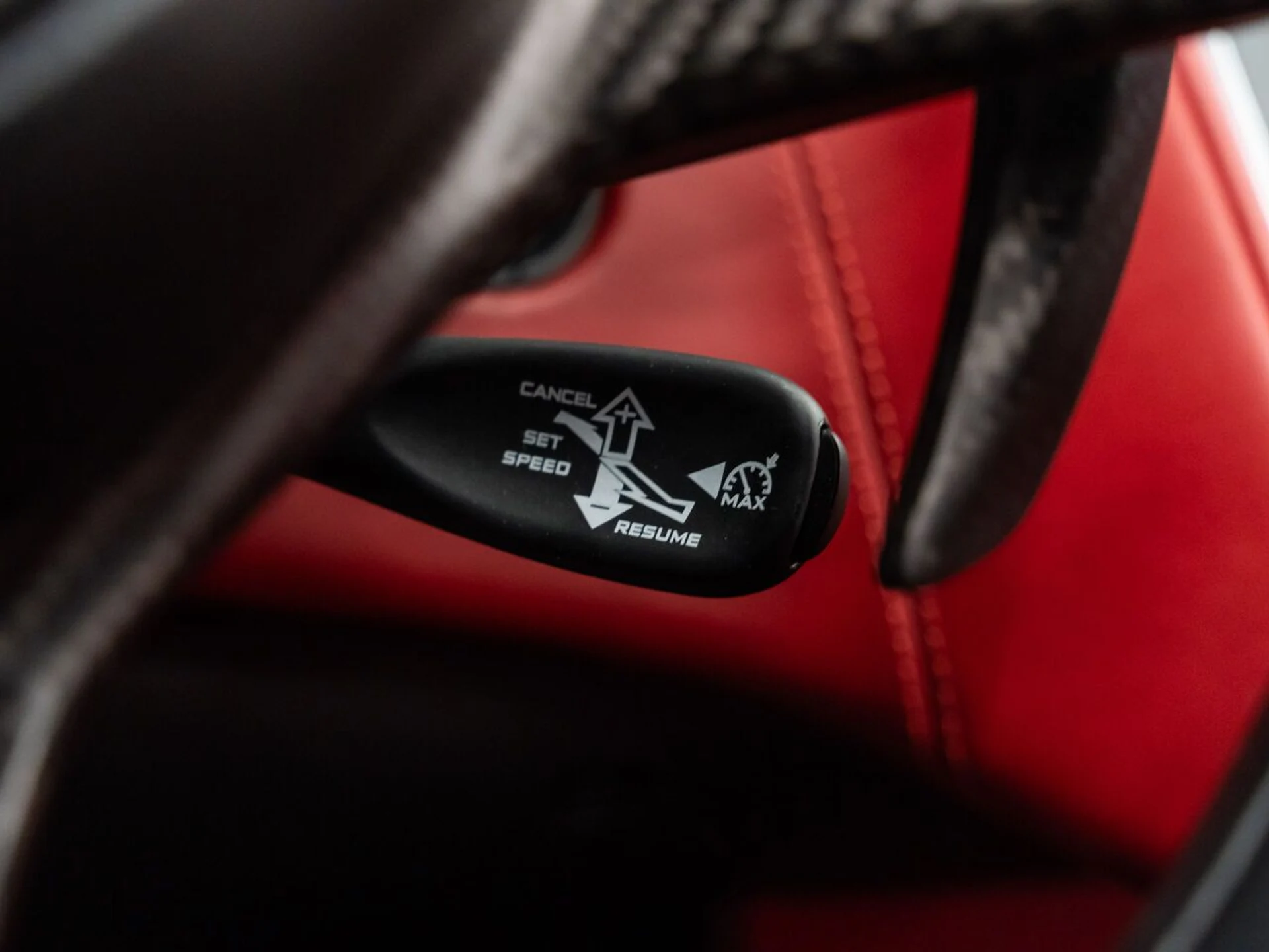 mph108_2412253684_mclaren_570s_2019_8b04f3ed21