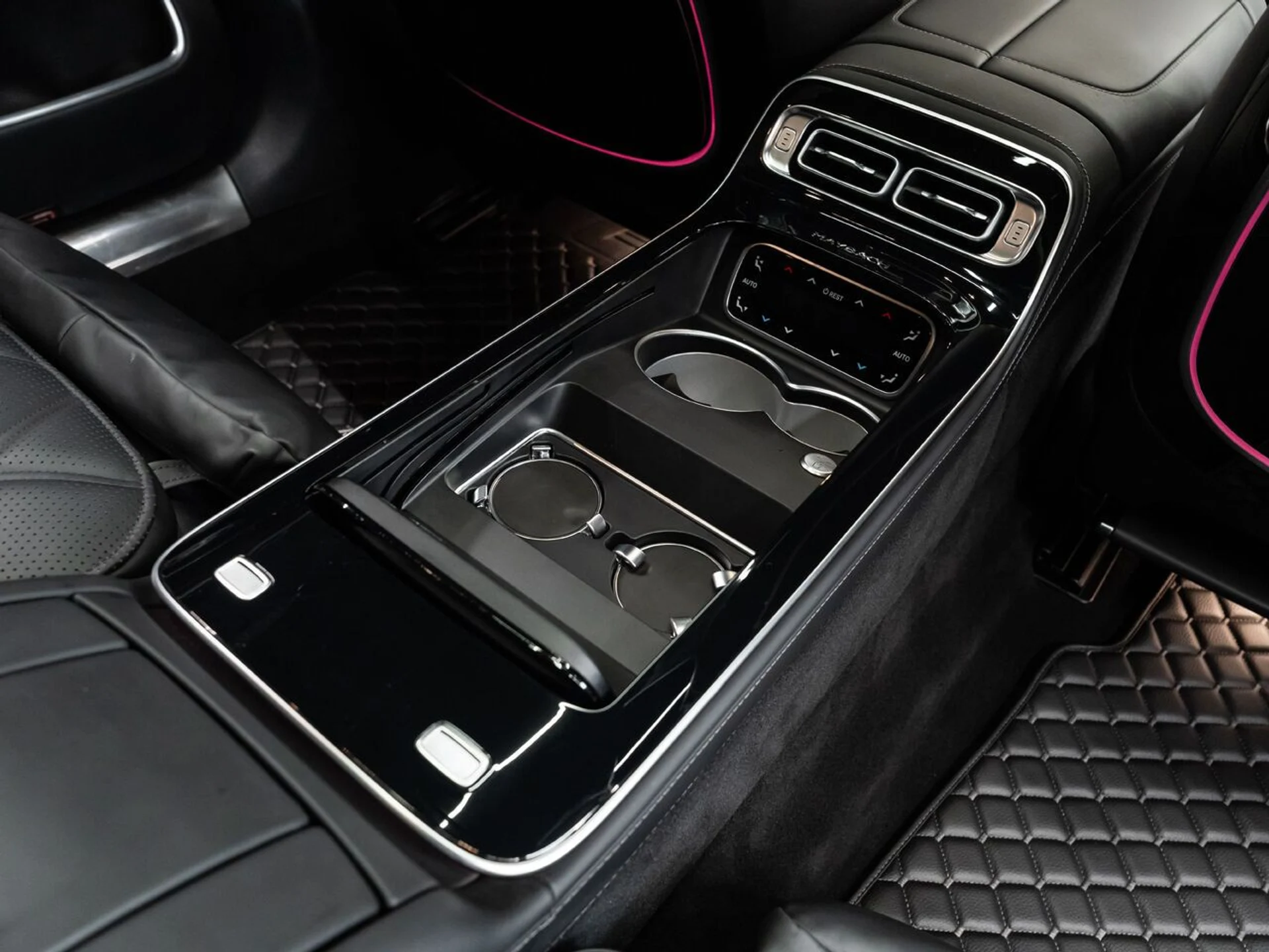 mph108_2520681308_mercedes_benz_s_class_2023_a5b83eabb4