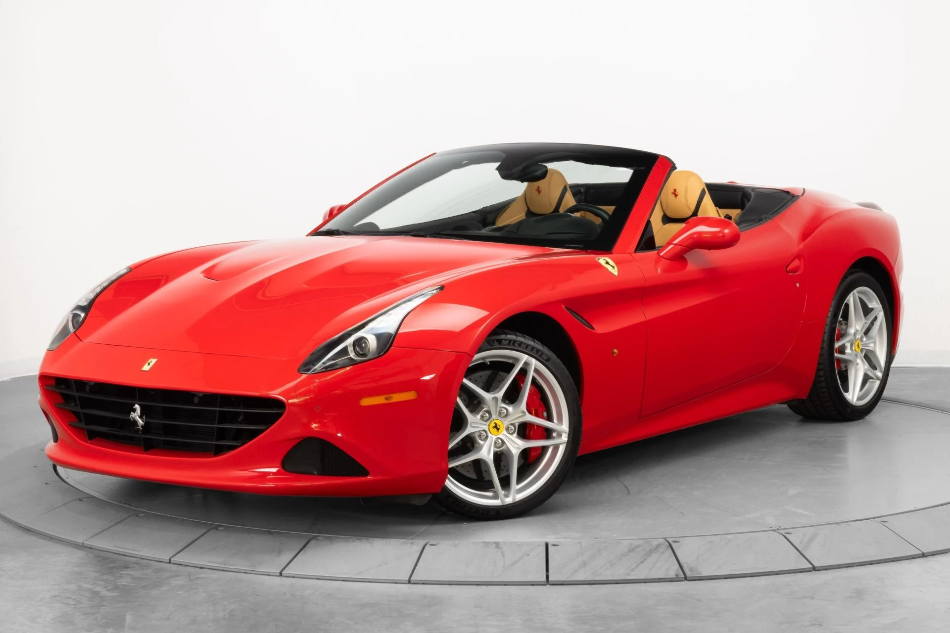 mph108_3622716006_Used_2017_Ferrari_California_T_1784583649_903e06c4f2