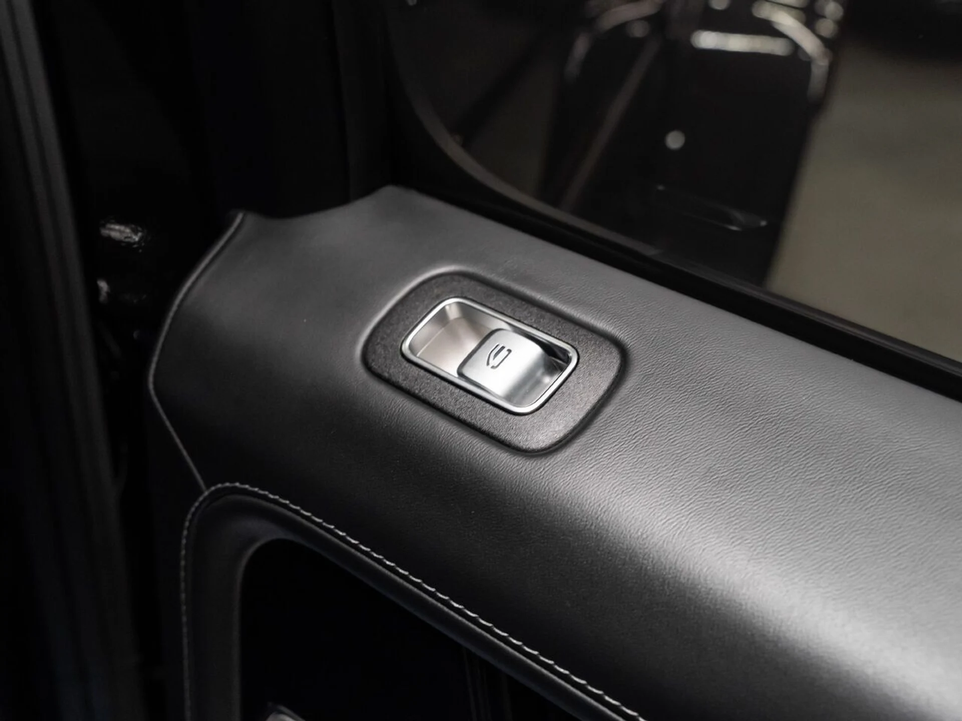 mph108_536371860_mercedes_benz_g_class_2021_1ff1431461