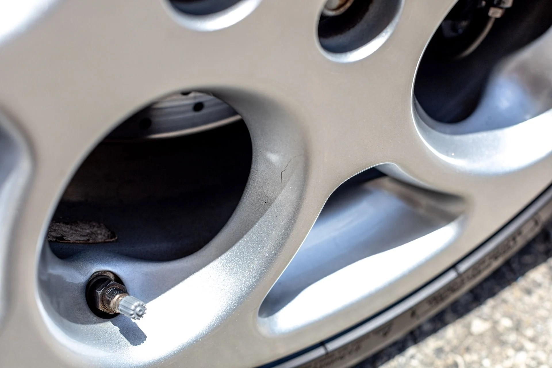 mph109_1182420873_Used_2001_Lamborghini_Diablo_VT_IMMACULATE_CONDITION_W_EXTENSIVE_CARBON_19_K_SERVICE_PERFORMED_1659125291_6070890d10