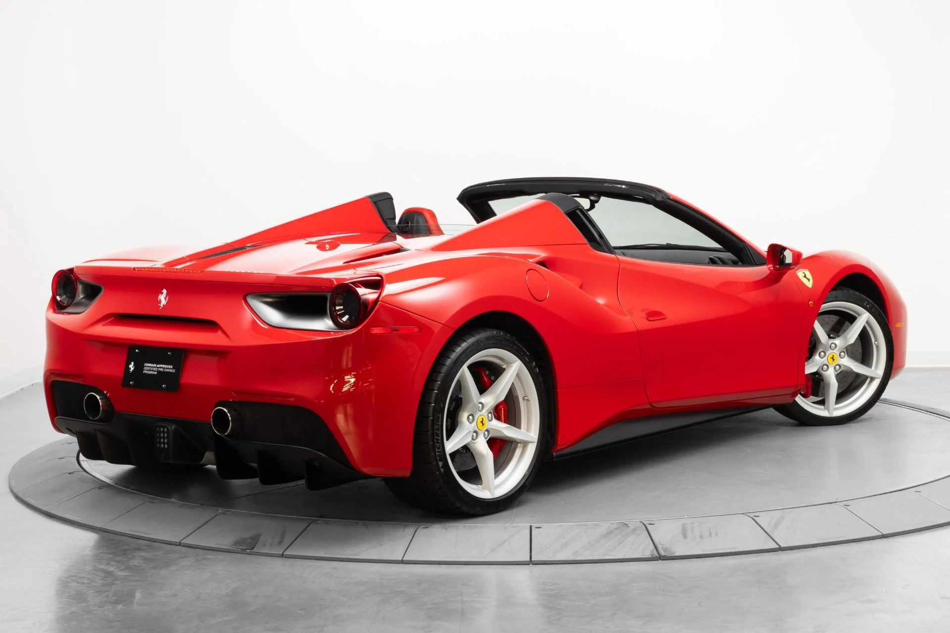 mph109_1213755992_Used_2017_Ferrari_488_Spider_1782928038_93799c2392