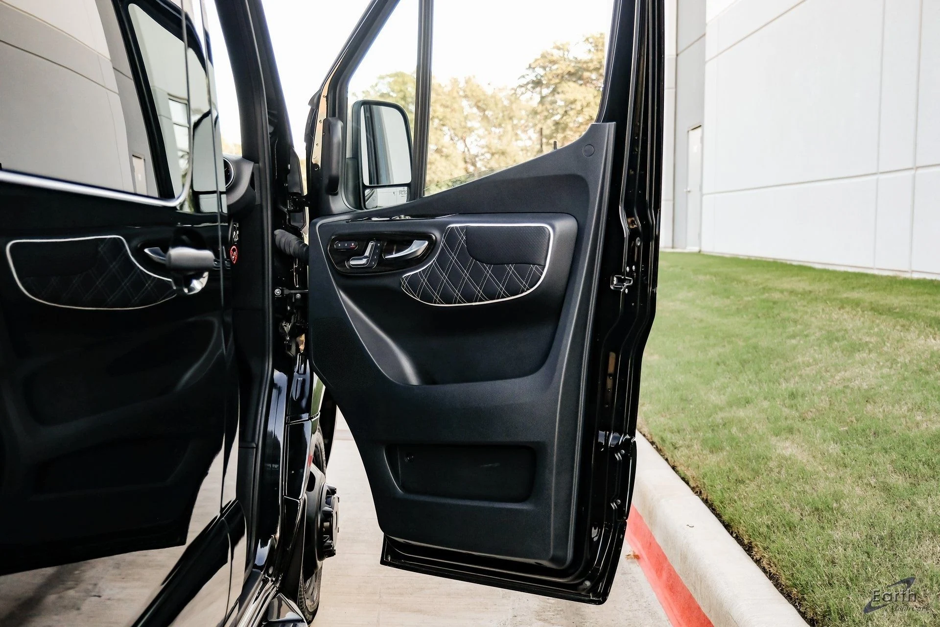 mph109_2151324632_247e5c48432be0f38305340abff5ed65x_70cfd6ab26