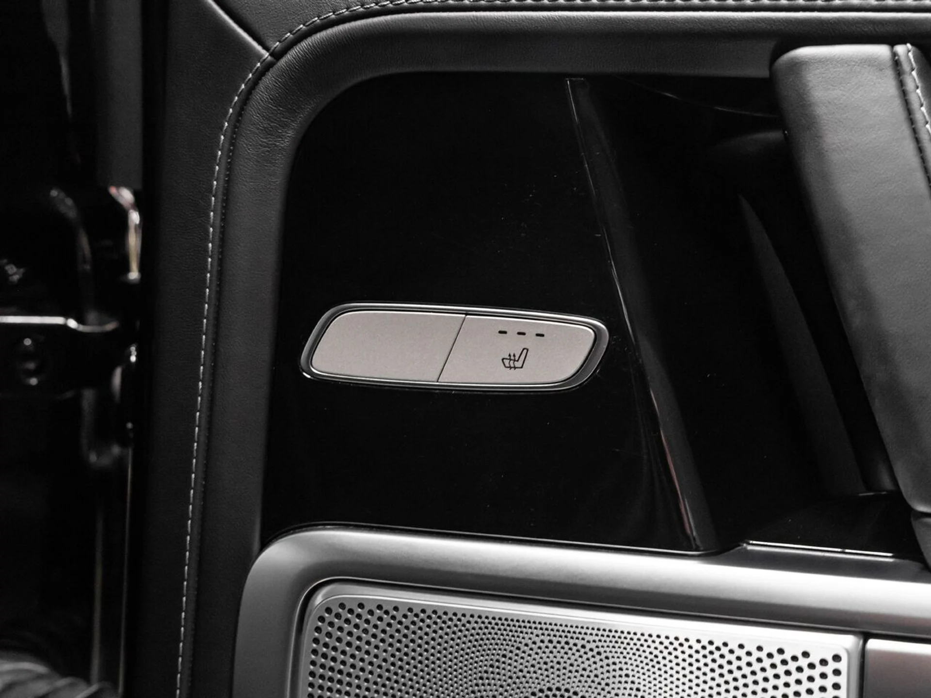 mph109_2324820735_mercedes_benz_g_class_2021_e88f908355