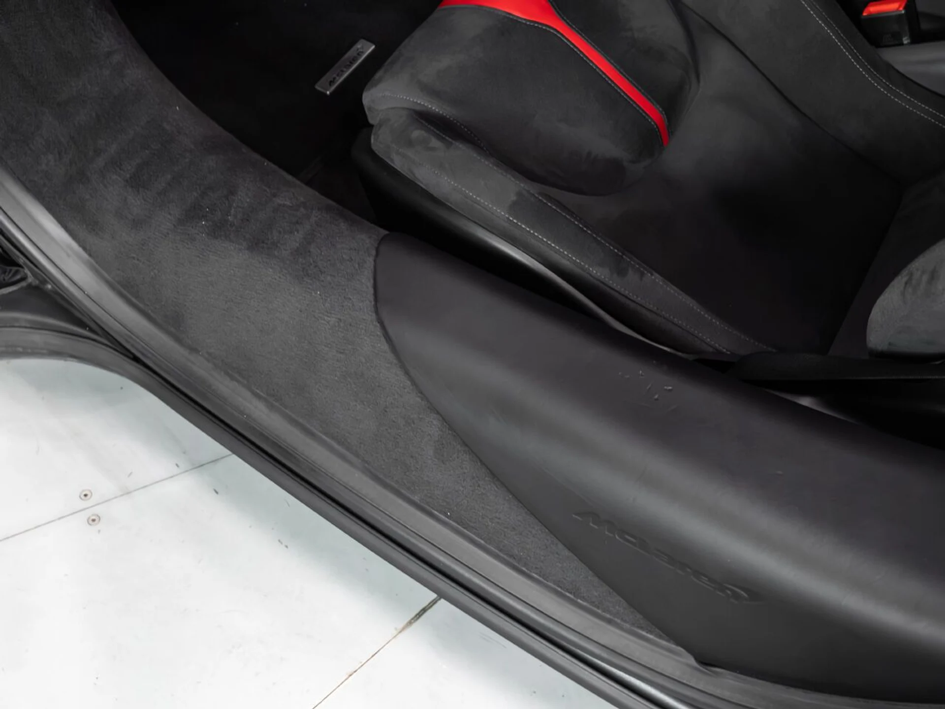 mph109_2434551937_mclaren_570s_2017_8f3ce7425f