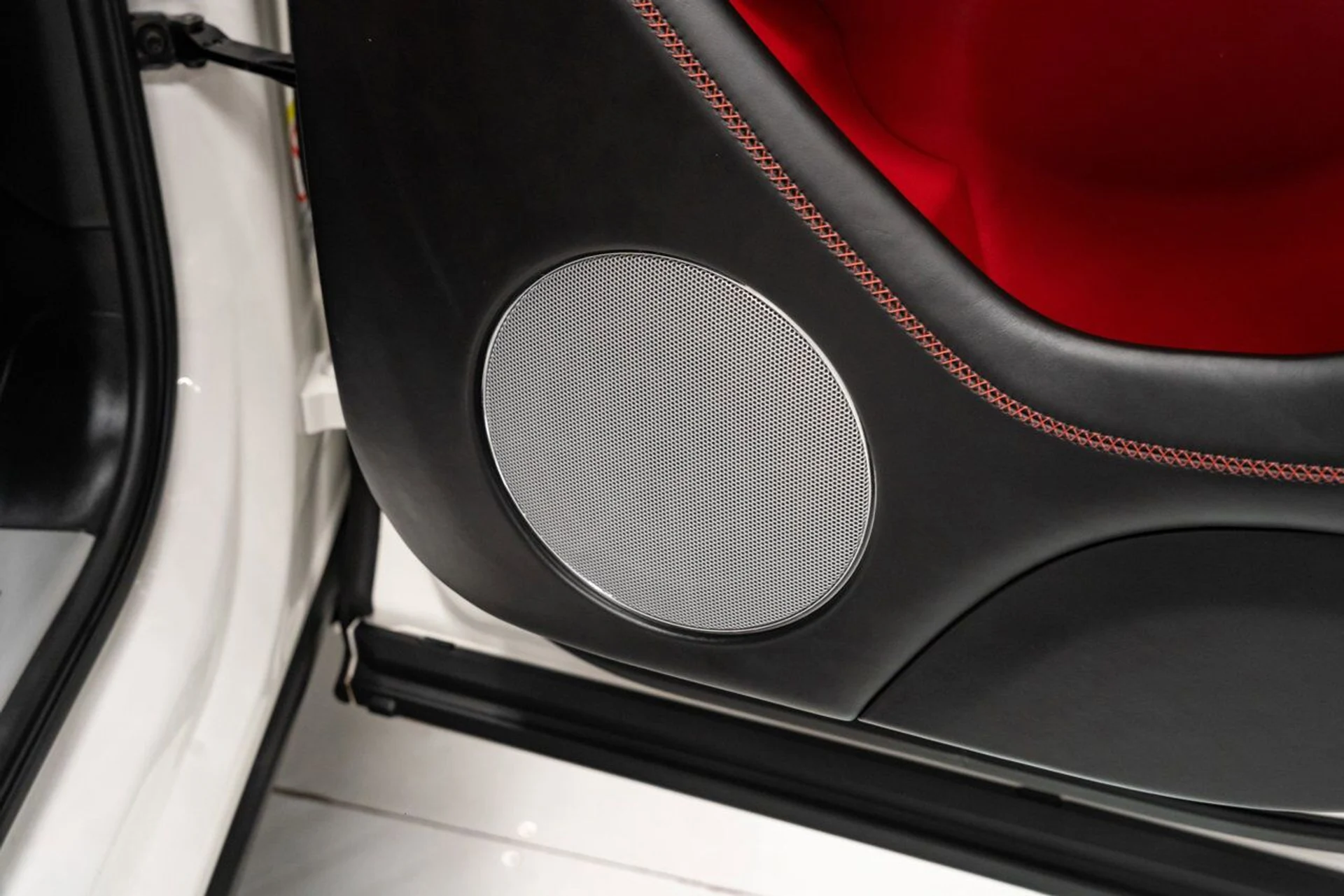 mph109_3036922148_bentley_bentayga_2019_339fcdbf9d