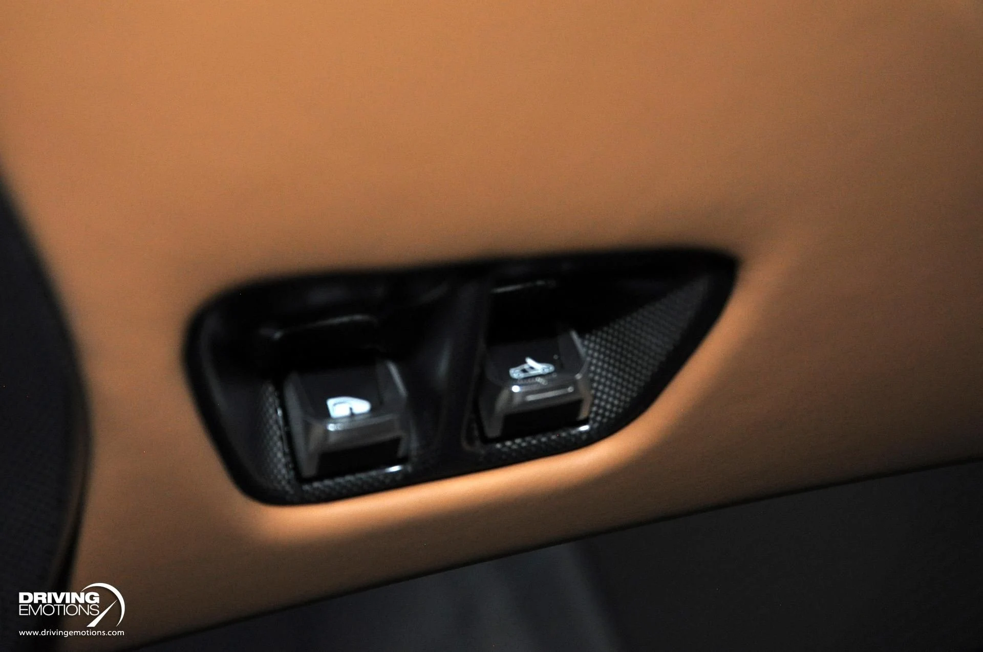 mph109_3233904824_821_p110_l_689dc65894