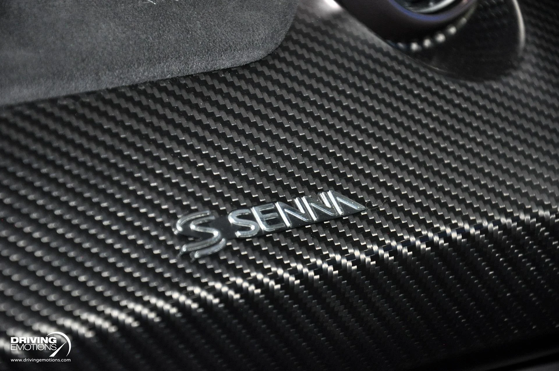 mph109_3255990957_683_p110_l_8b8d615dba