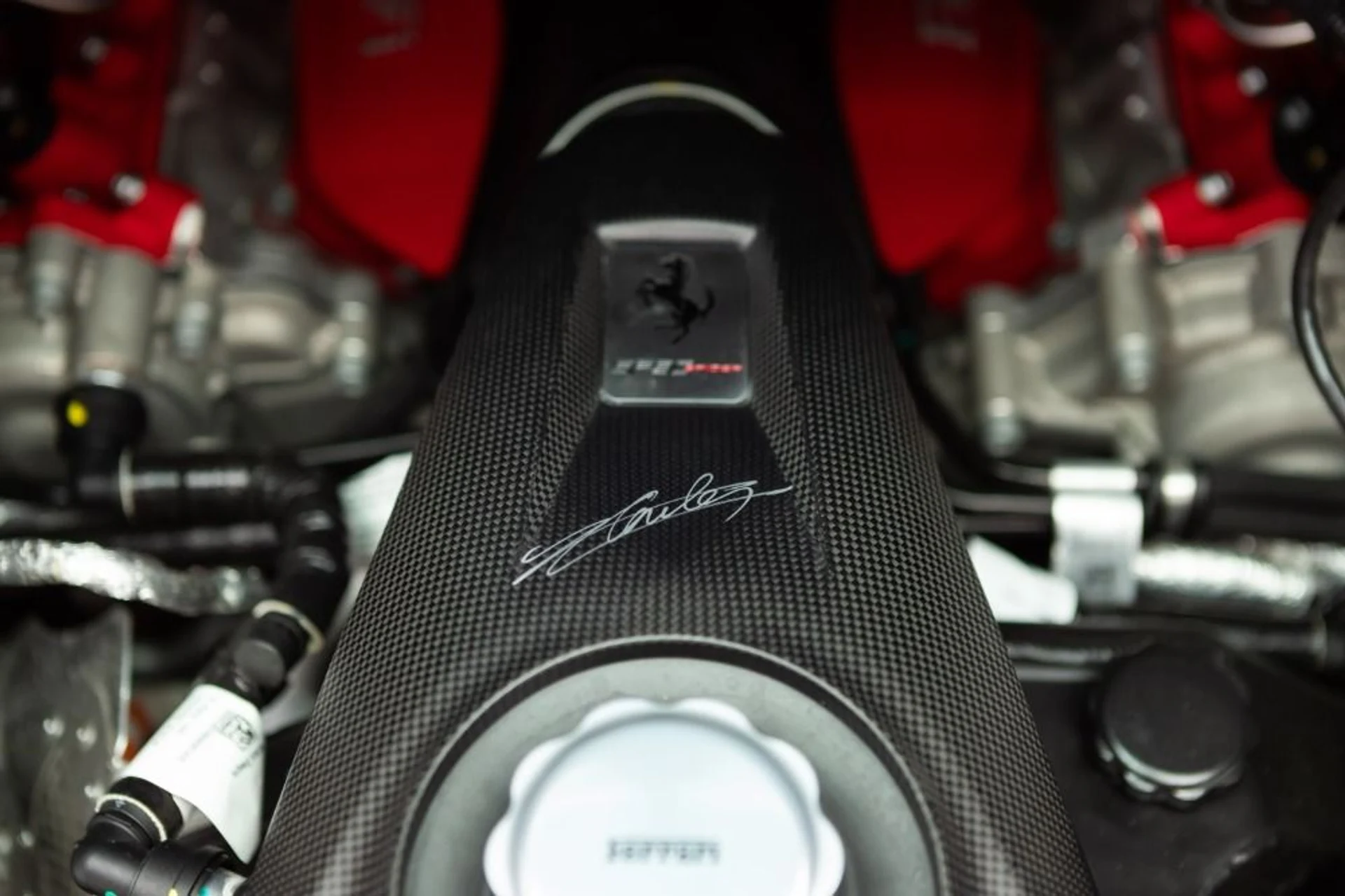 mph109_3407387491_Used_2022_Ferrari_SF_90_Spider_5db0024923