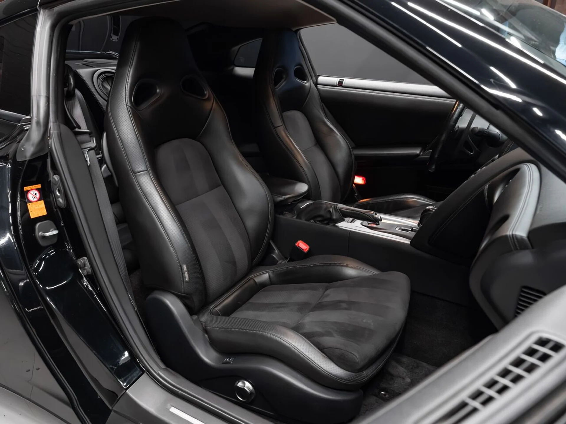 mph109_3822610864_nissan_gt_r_2009_46f9971491