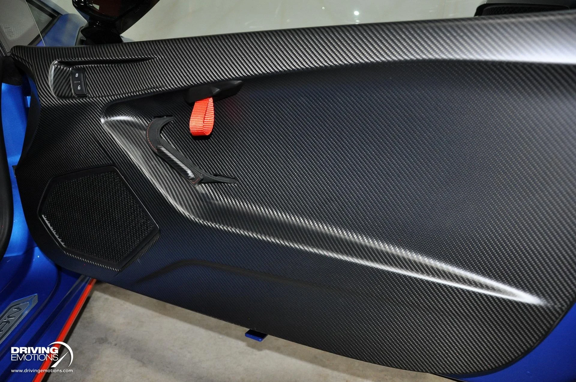 mph109_4059202050_743_p110_l_2f0d96a641